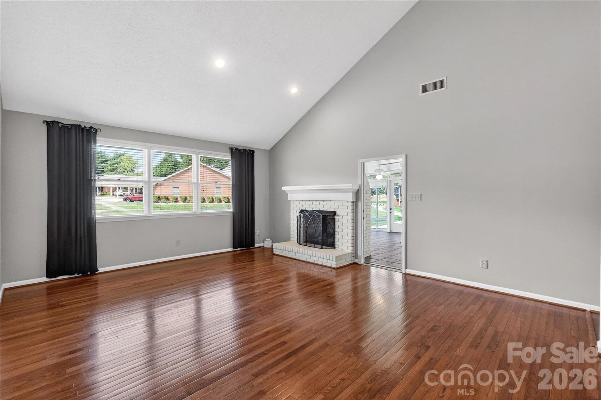 19830 Oak Leaf Circle - Photo 7