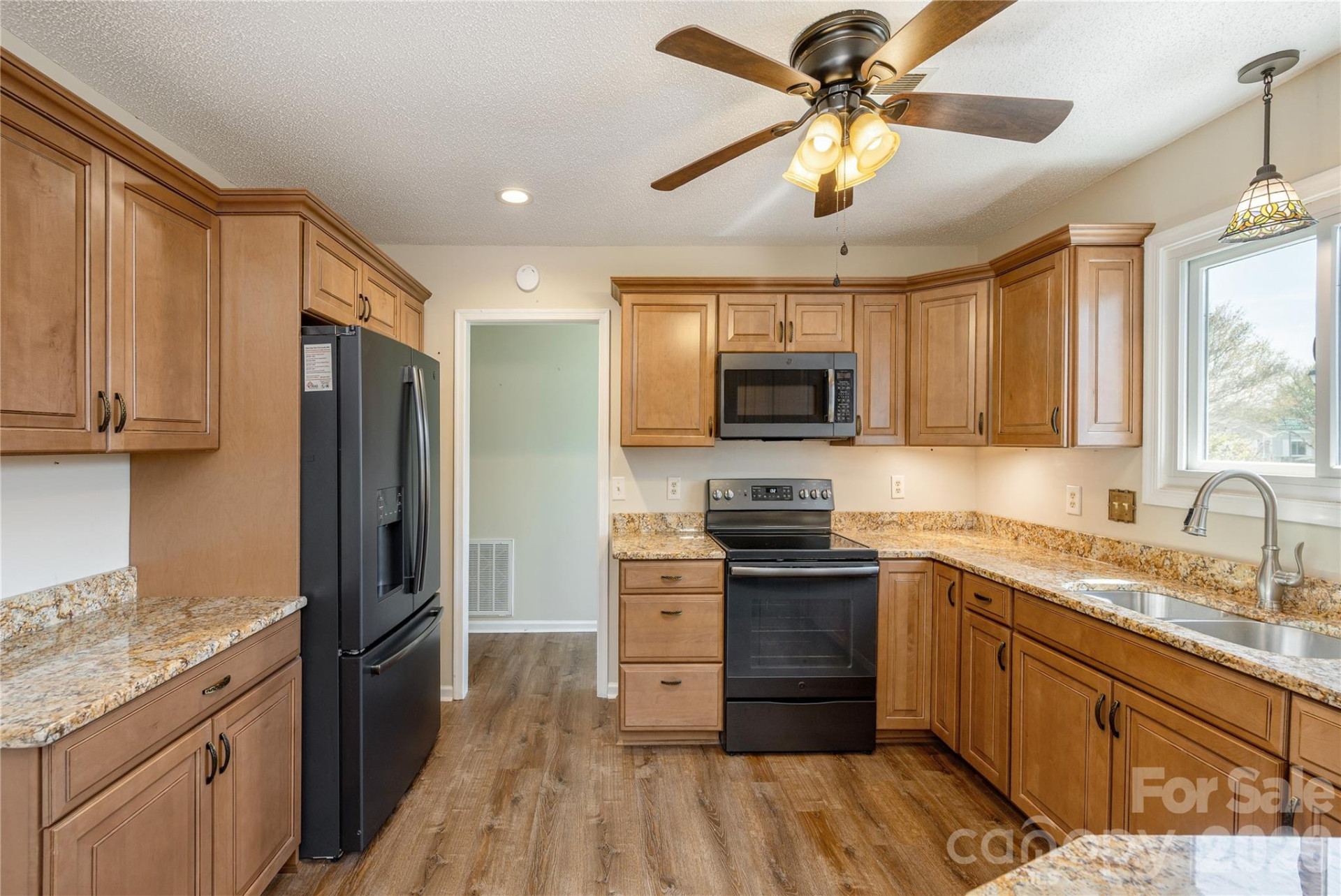 176 Derbyshire Drive - Photo 13