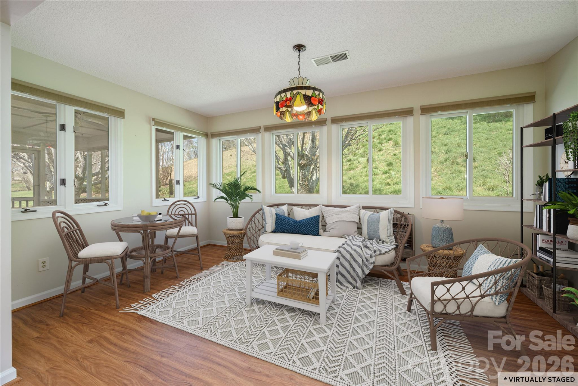 176 Derbyshire Drive - Photo 8