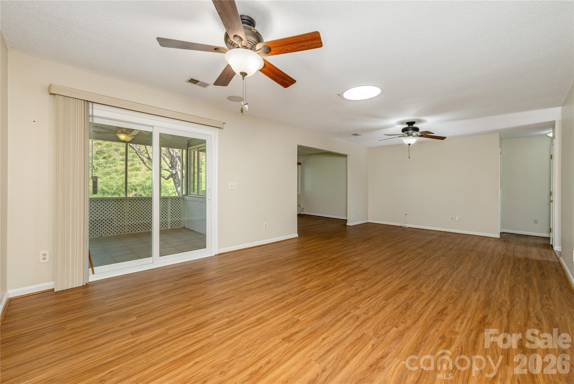 176 Derbyshire Drive - Photo 10