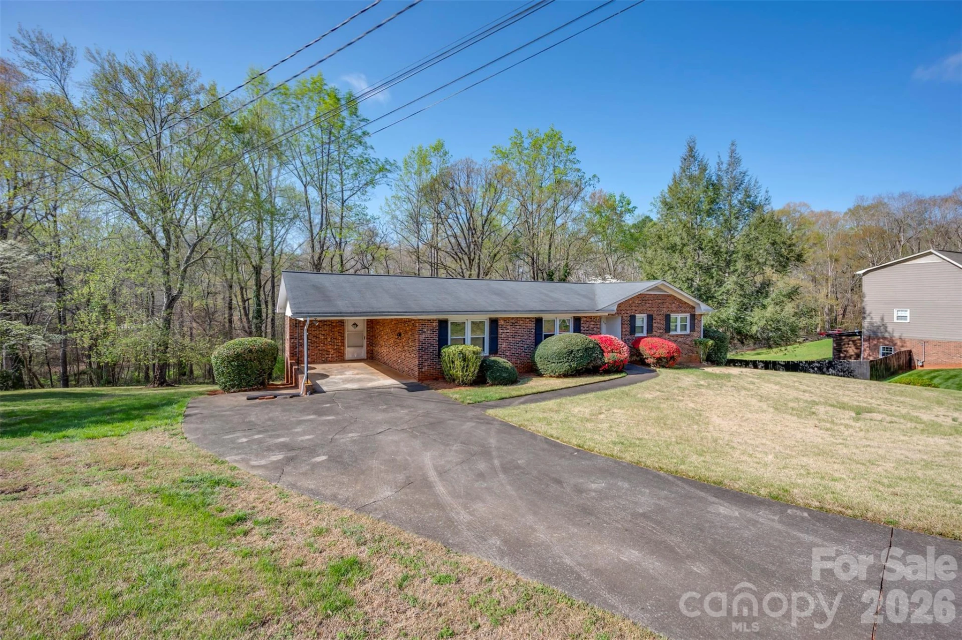 215 Windover Drive - Photo 3