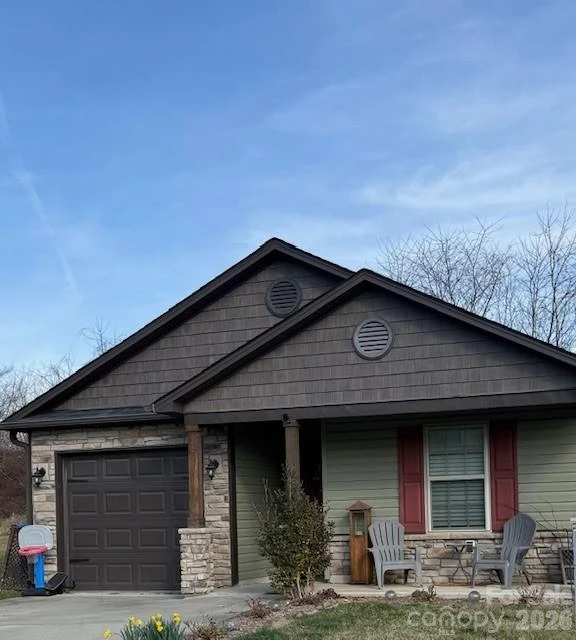 194 River Road