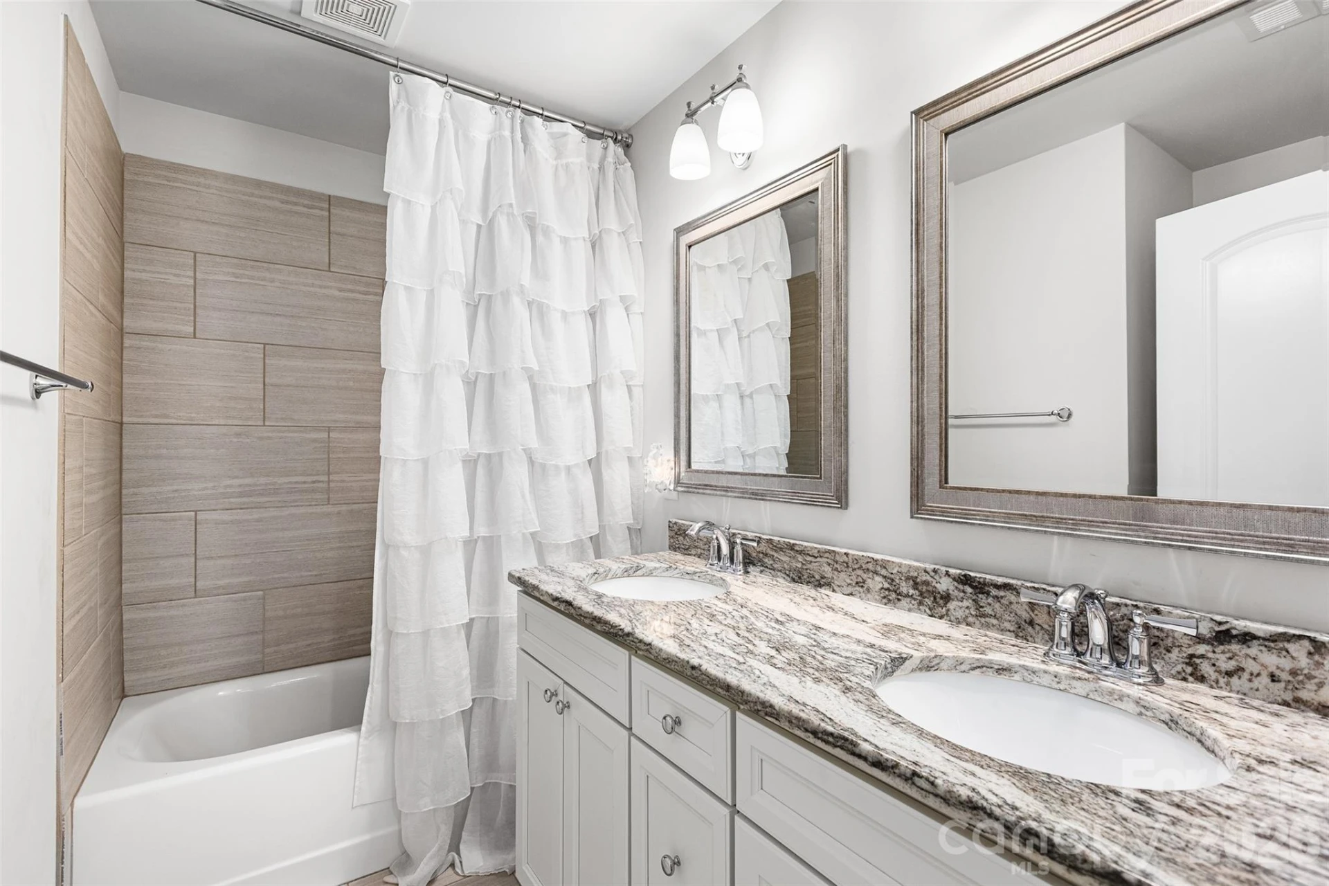 21329 Crown Lake Drive - Photo 29
