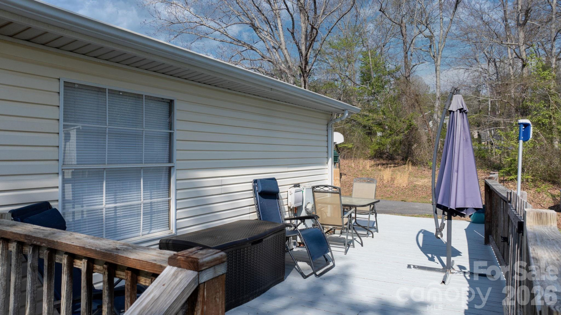 7911 Bailey Road - Photo 11