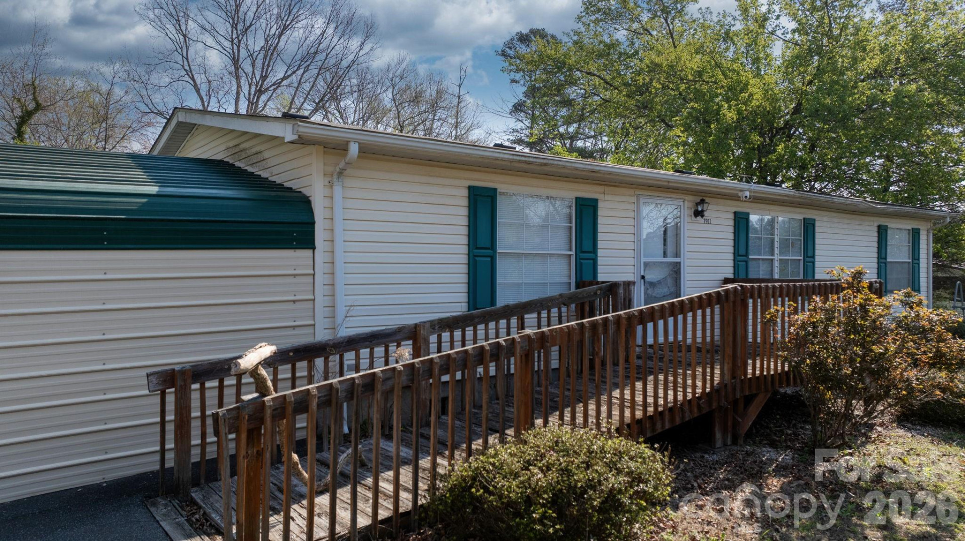 7911 Bailey Road - Photo 12