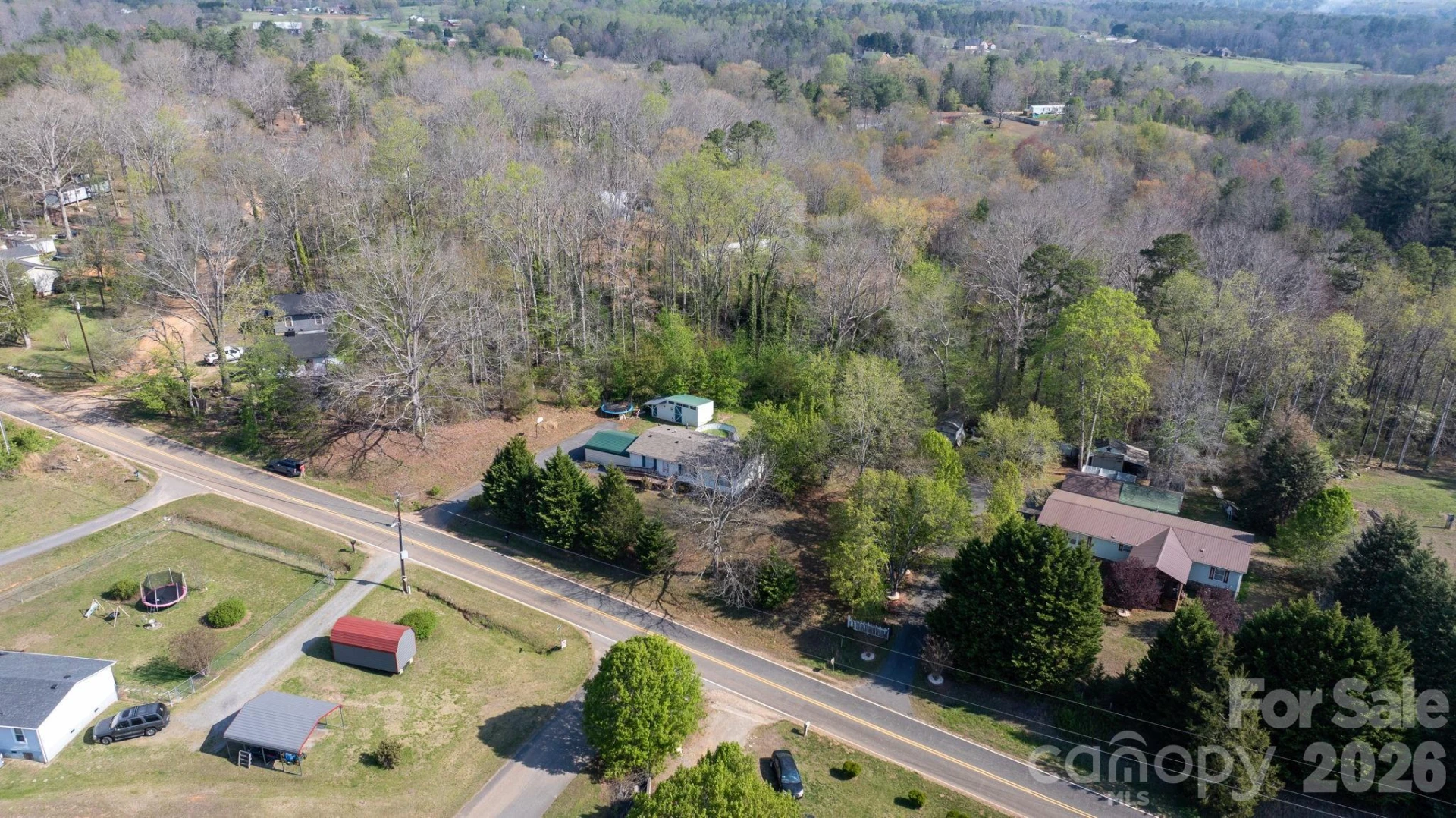 7911 Bailey Road - Photo 32