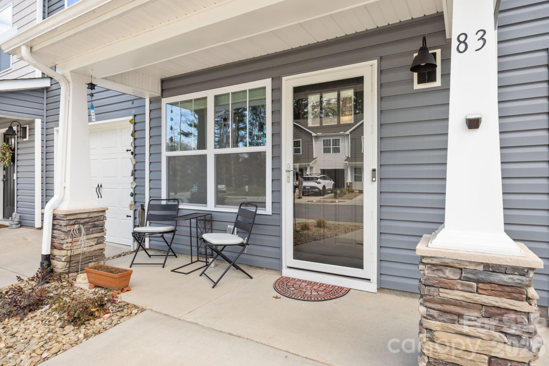 83 Malcolm Court - Photo 3