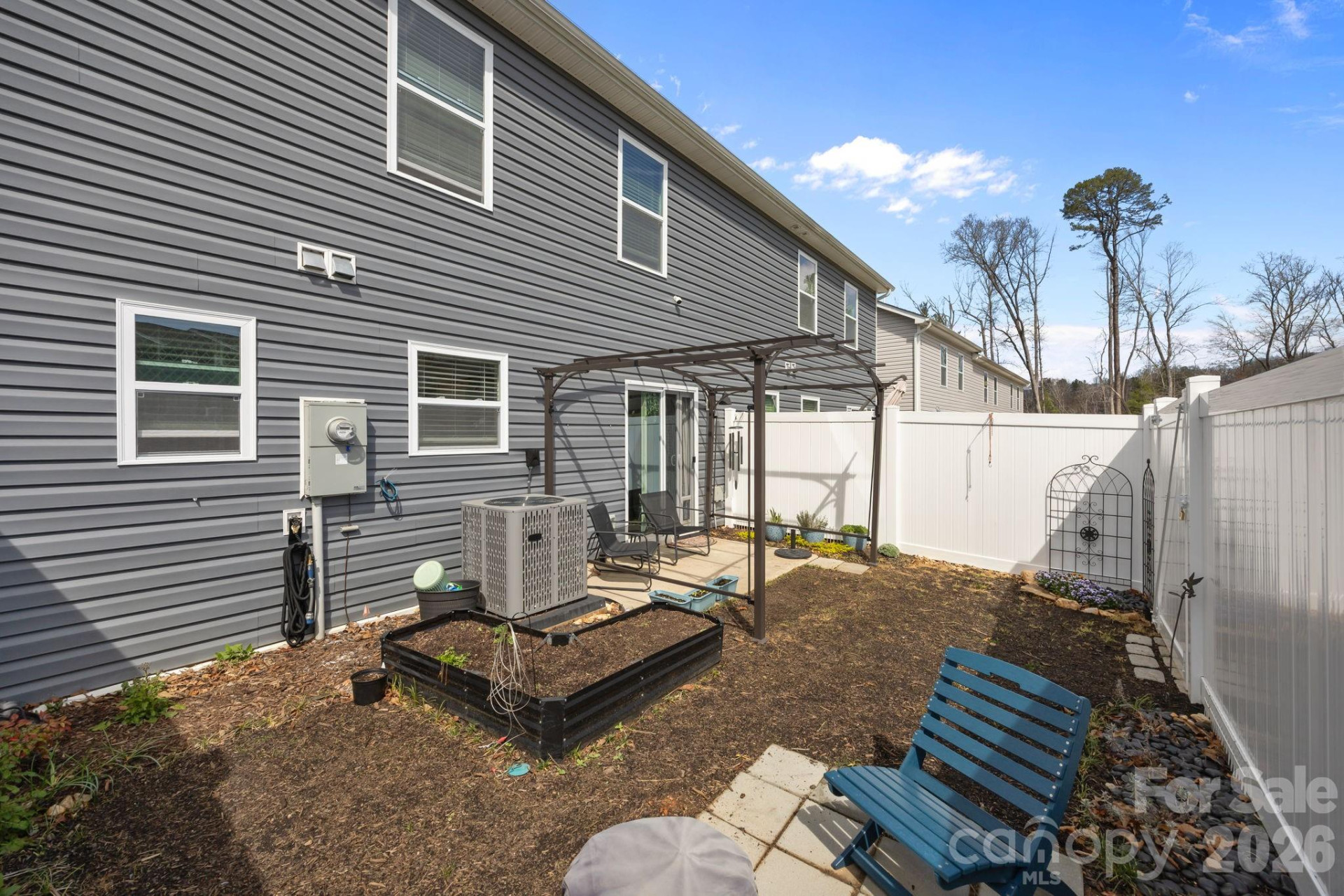 83 Malcolm Court - Photo 25