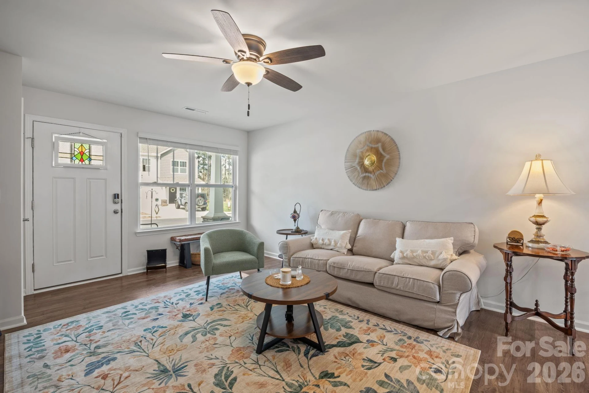 83 Malcolm Court - Photo 6