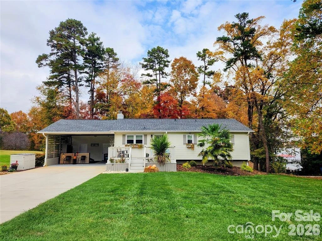 9542 Riviera Drive - Photo 2