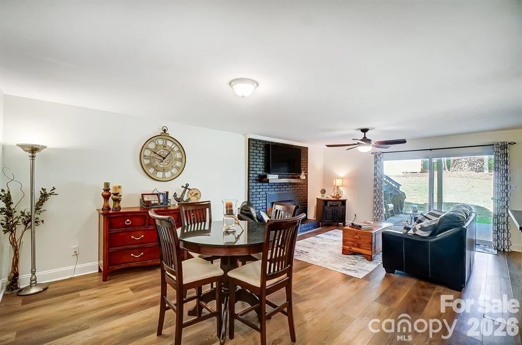 9542 Riviera Drive - Photo 17