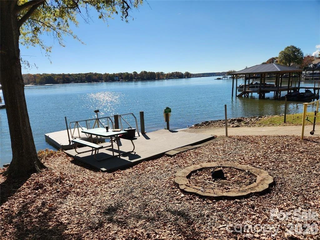 9542 Riviera Drive - Photo 36