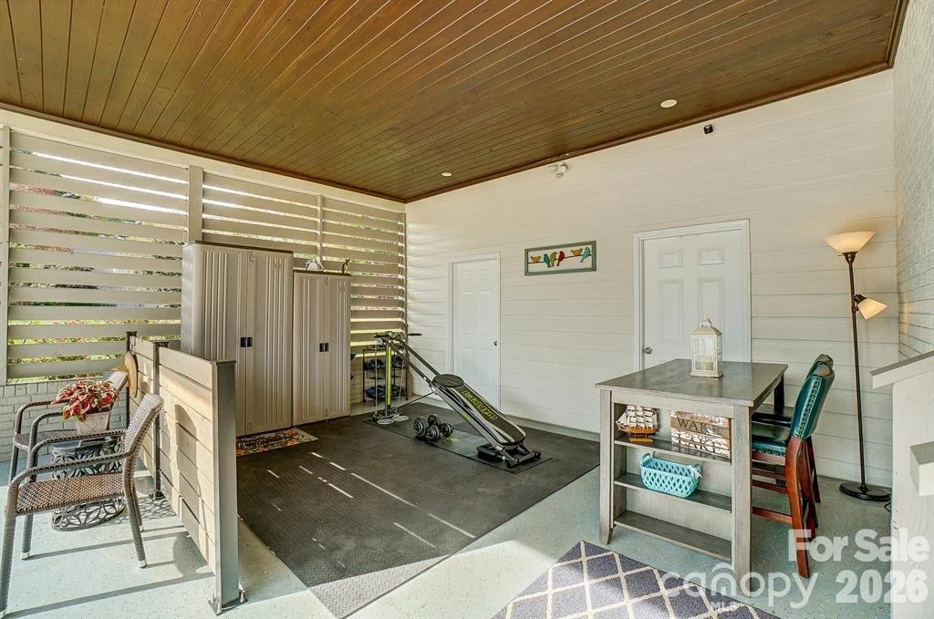 9542 Riviera Drive - Photo 41