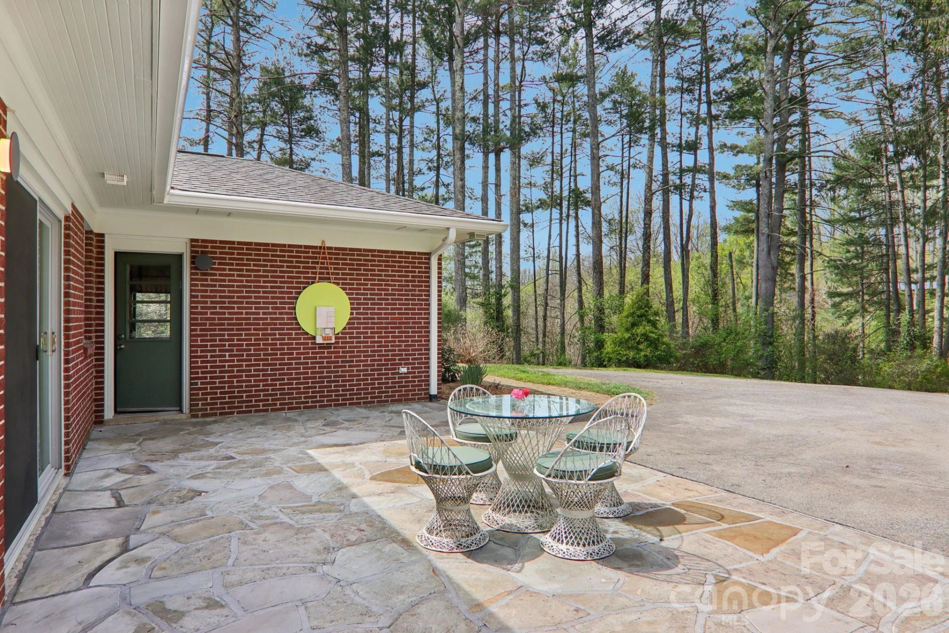 80 Sunset Drive - Photo 3