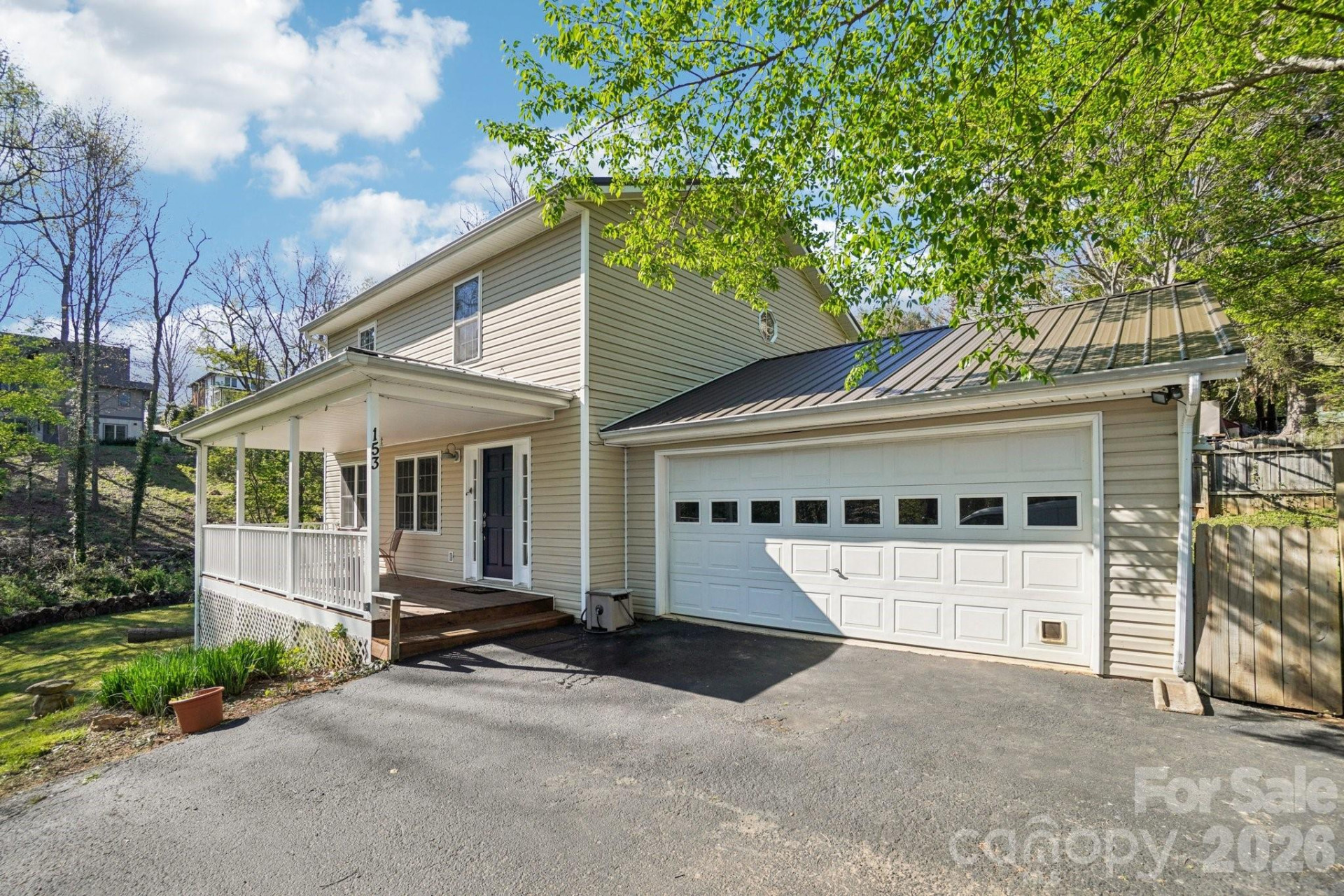 153 Hudson Street - Photo 2