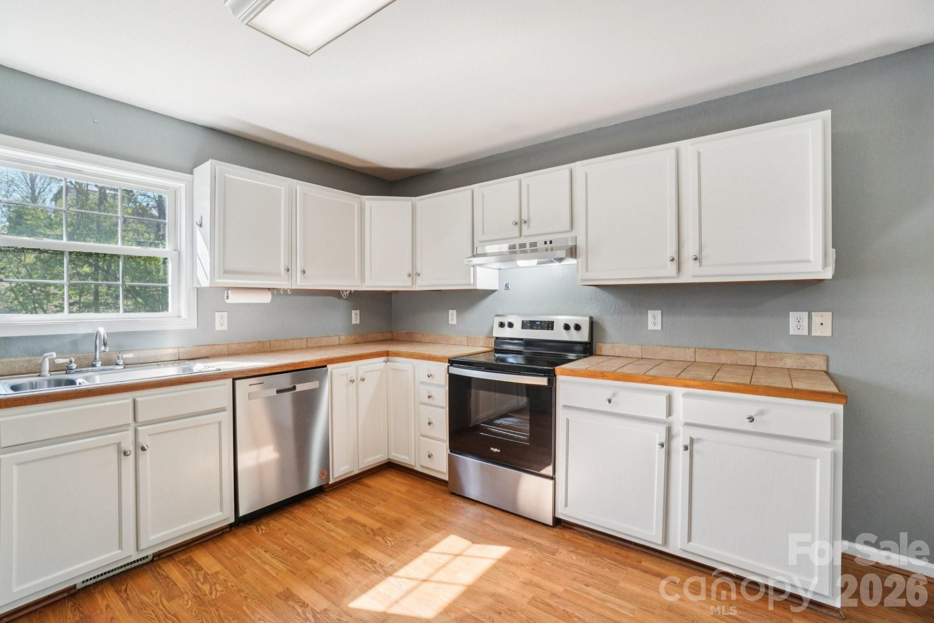 153 Hudson Street - Photo 15