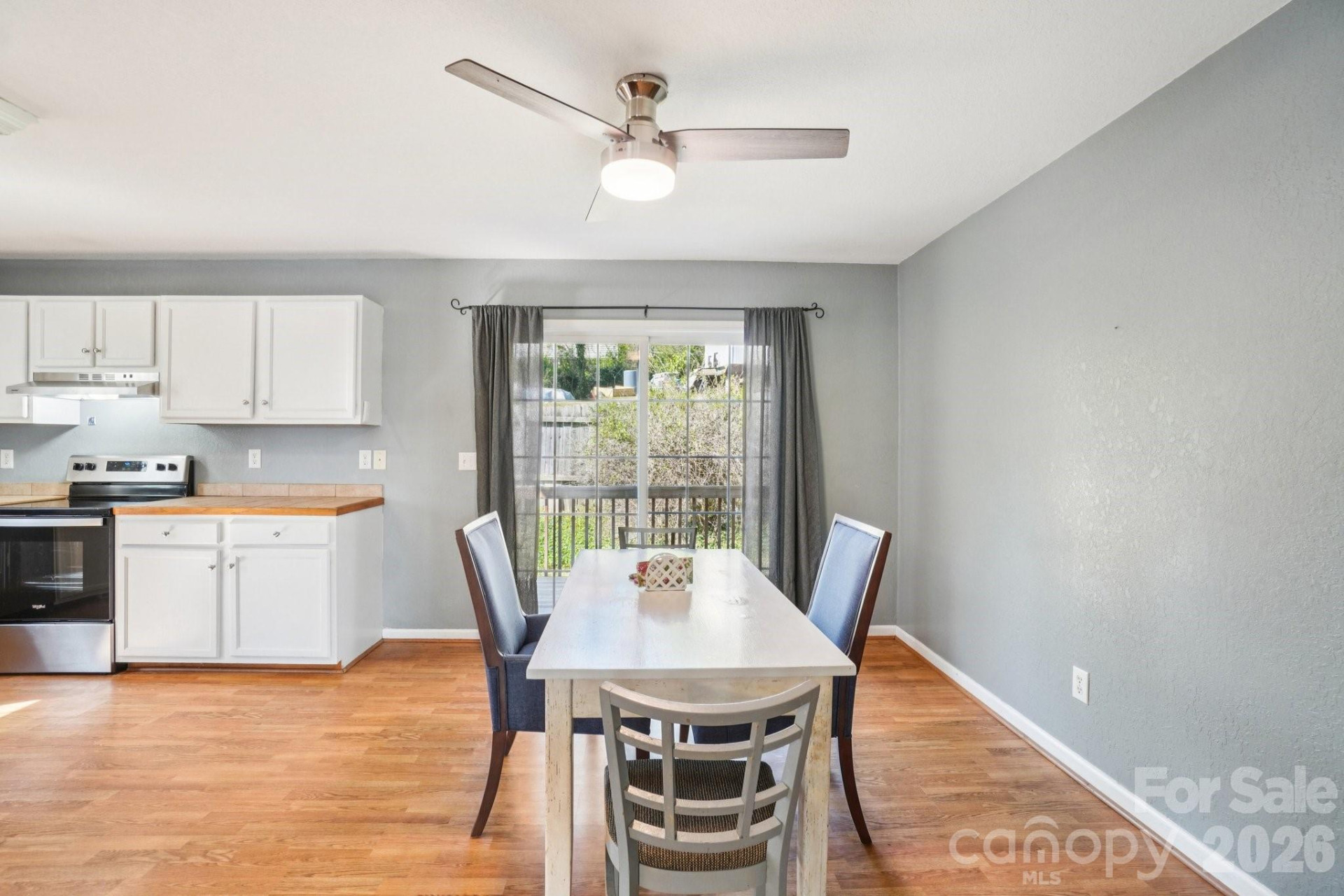 153 Hudson Street - Photo 10