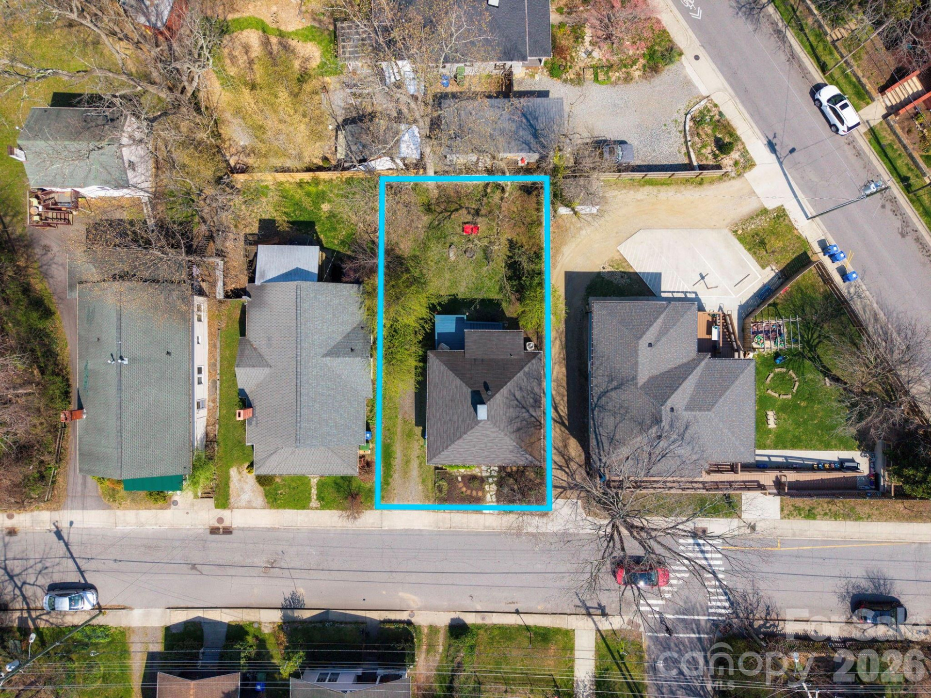 334 Hillside Street - Photo 2