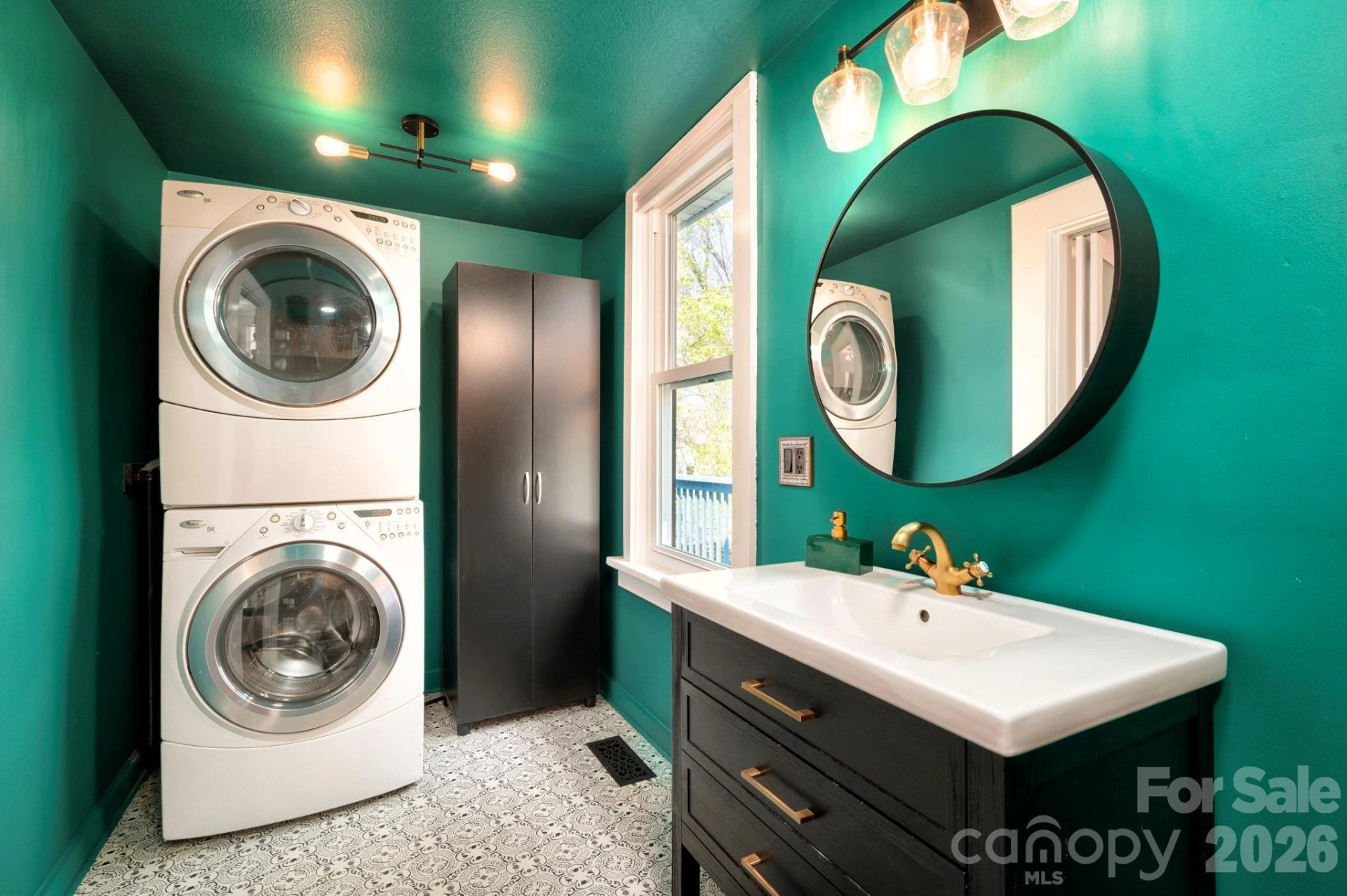 334 Hillside Street - Photo 17