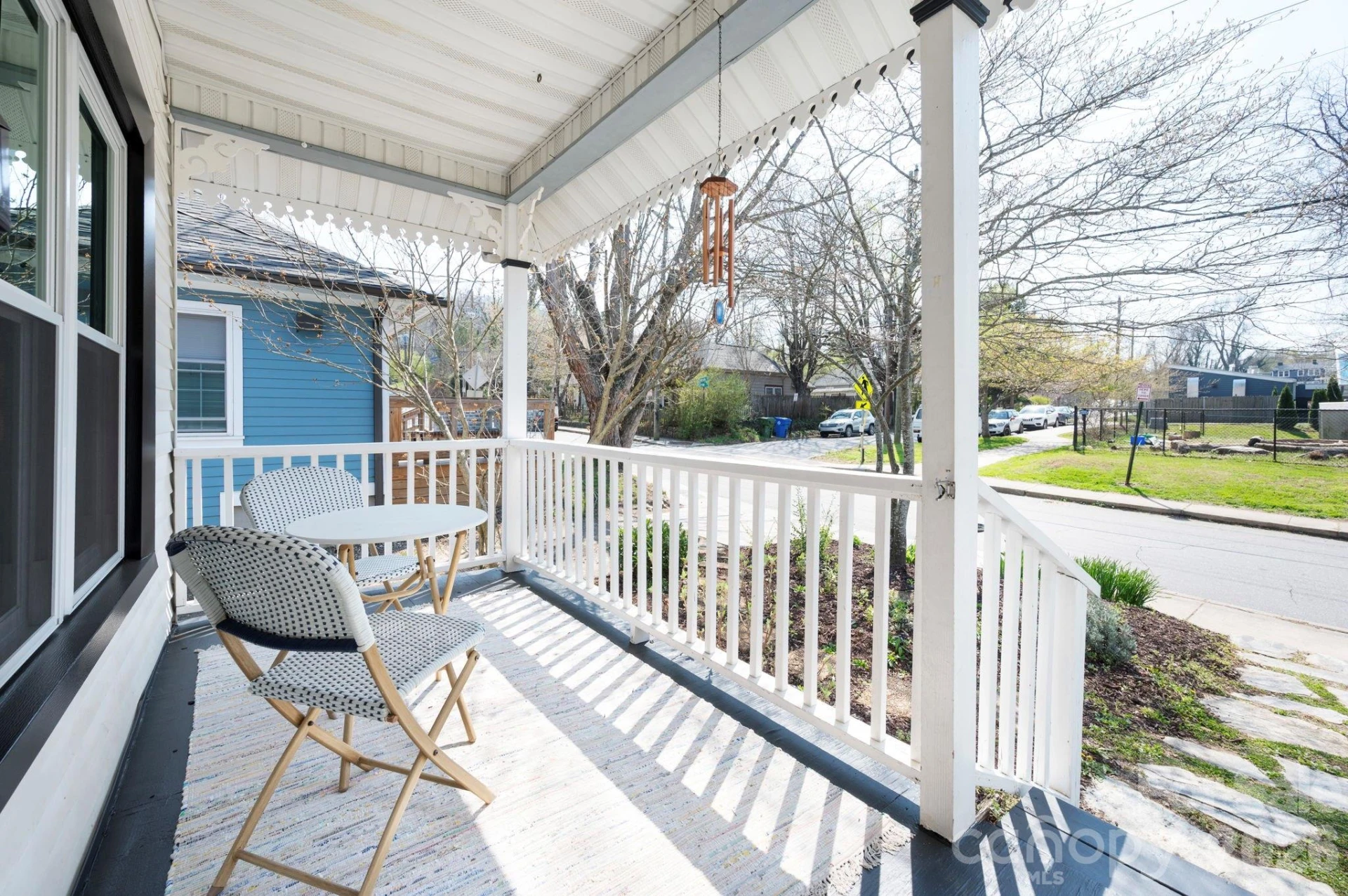 334 Hillside Street - Photo 4