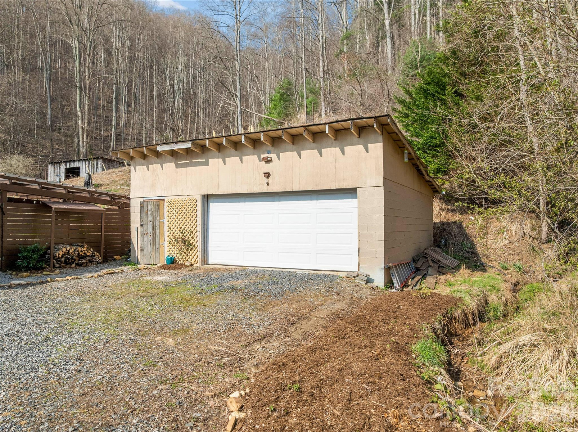 1105 Griffin Branch Road - Photo 39