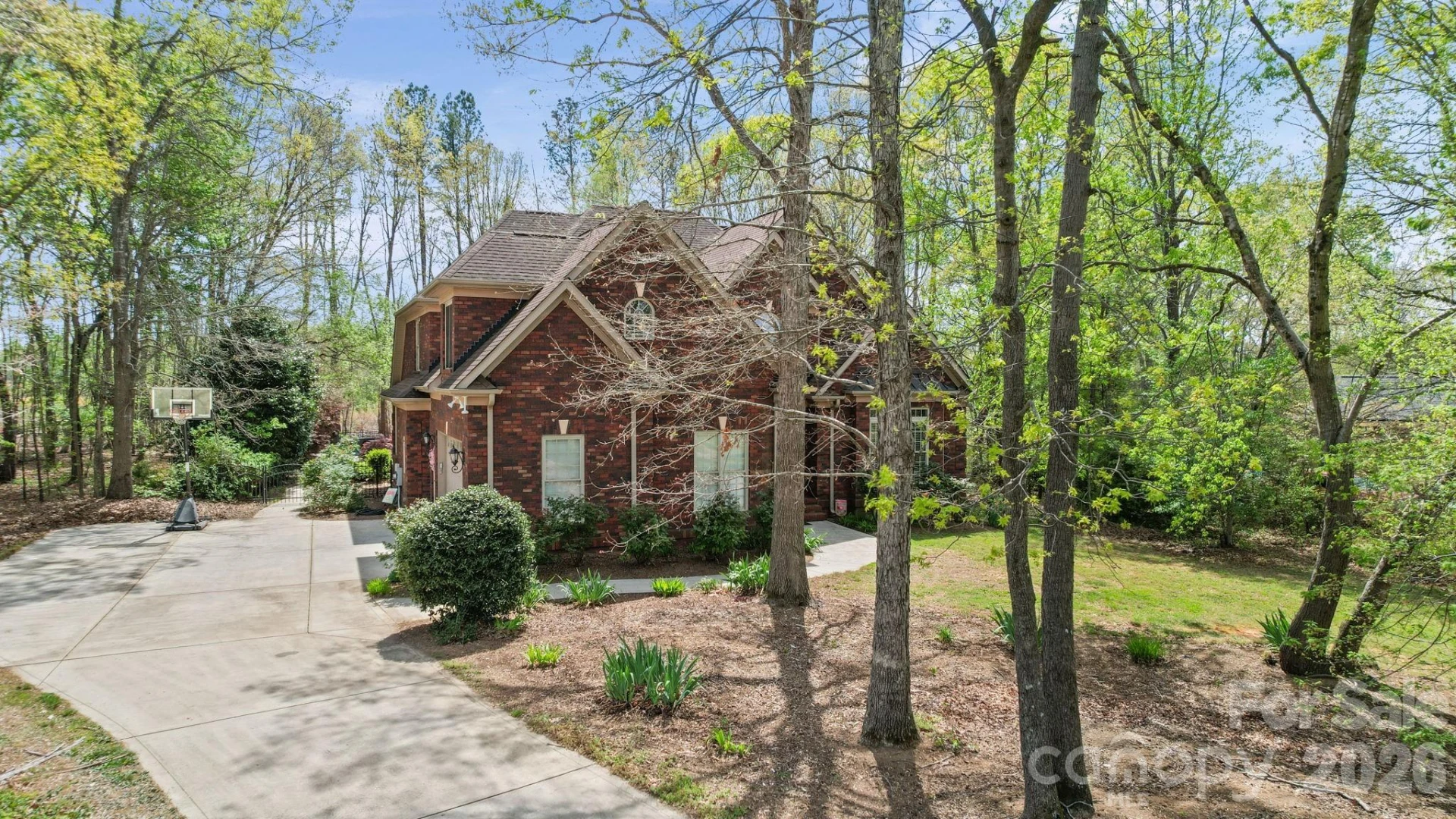 6118 Bickett Ridge Drive - Photo 2