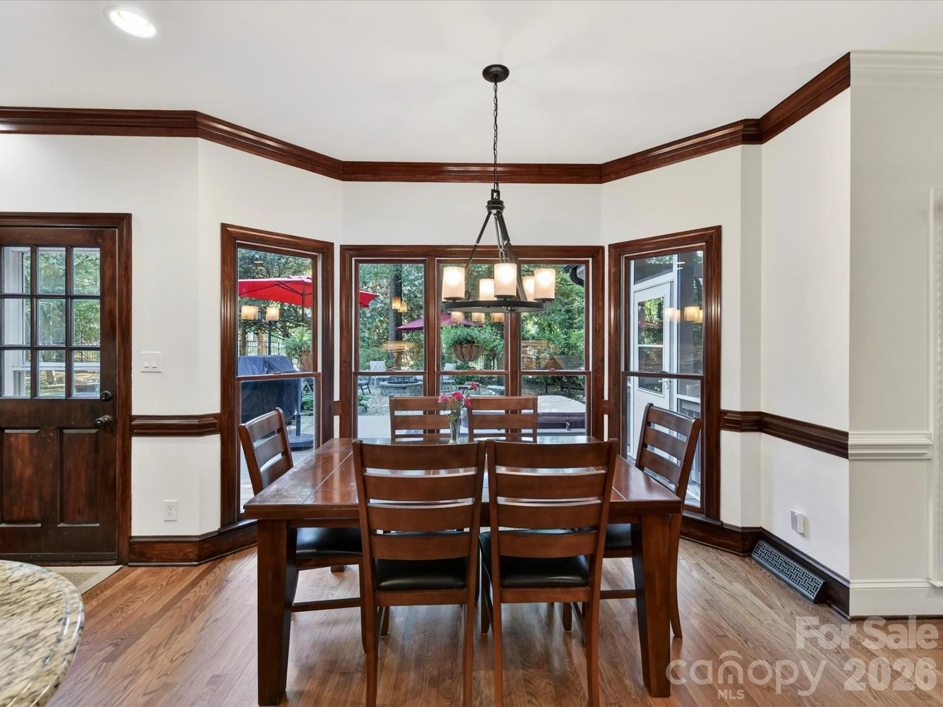 8715 Cahill Lane - Photo 16