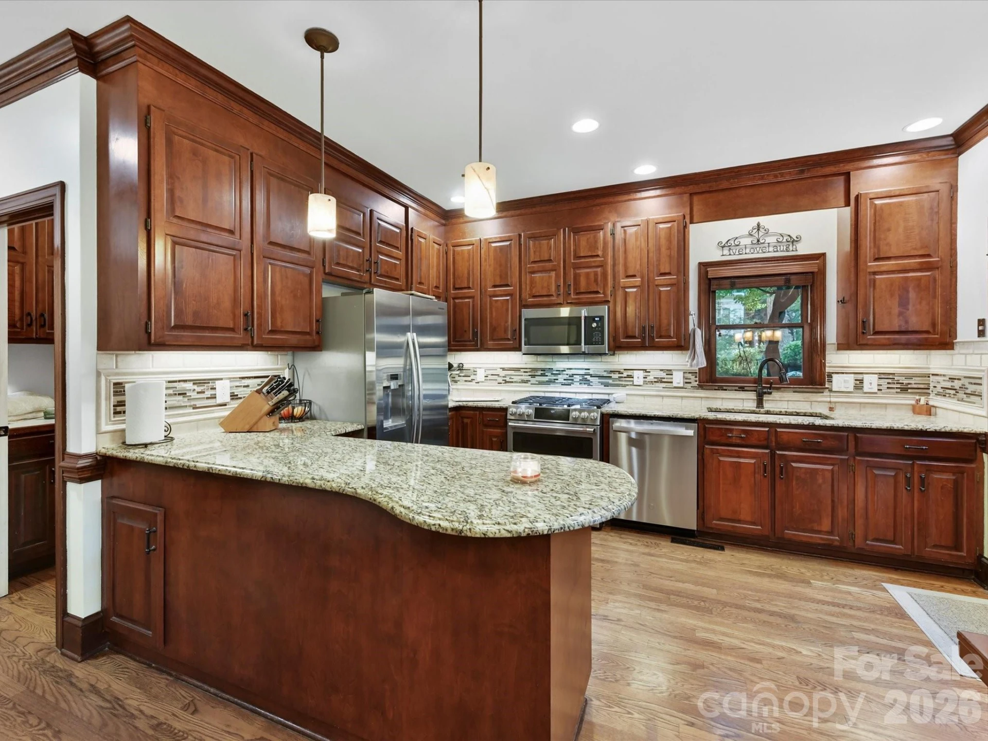 8715 Cahill Lane - Photo 17