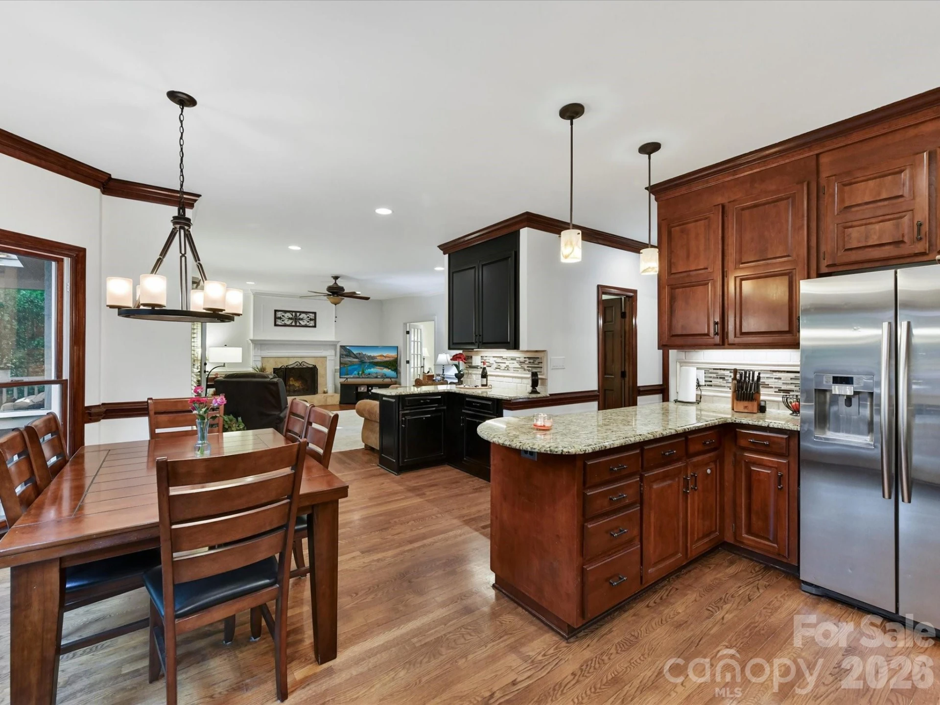 8715 Cahill Lane - Photo 19