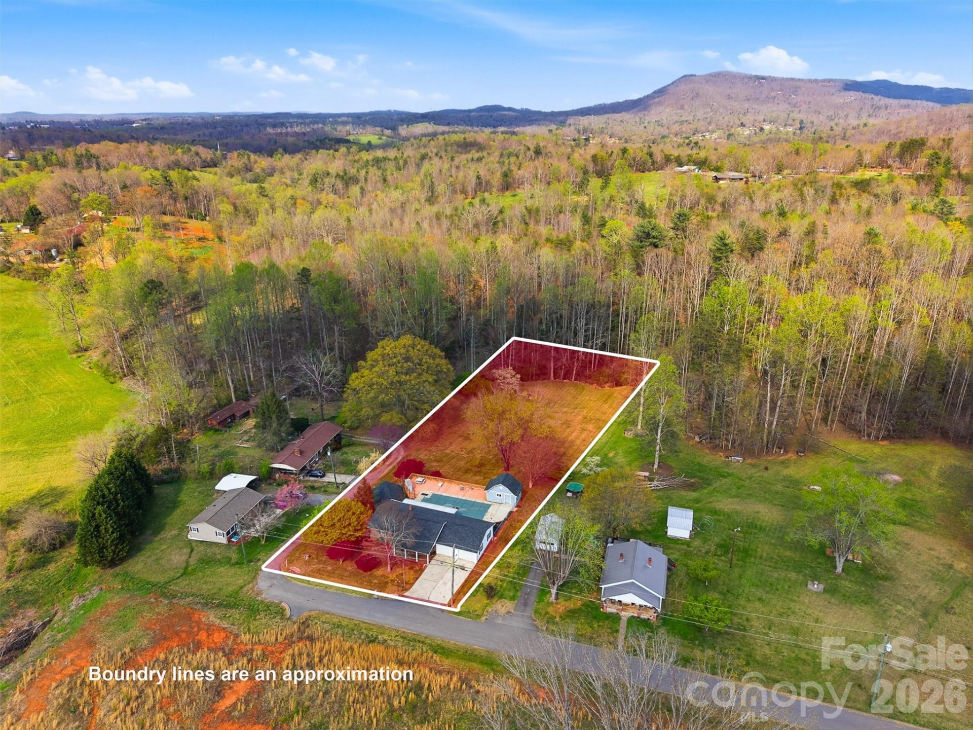 2174 Chester Avenue - Photo 2