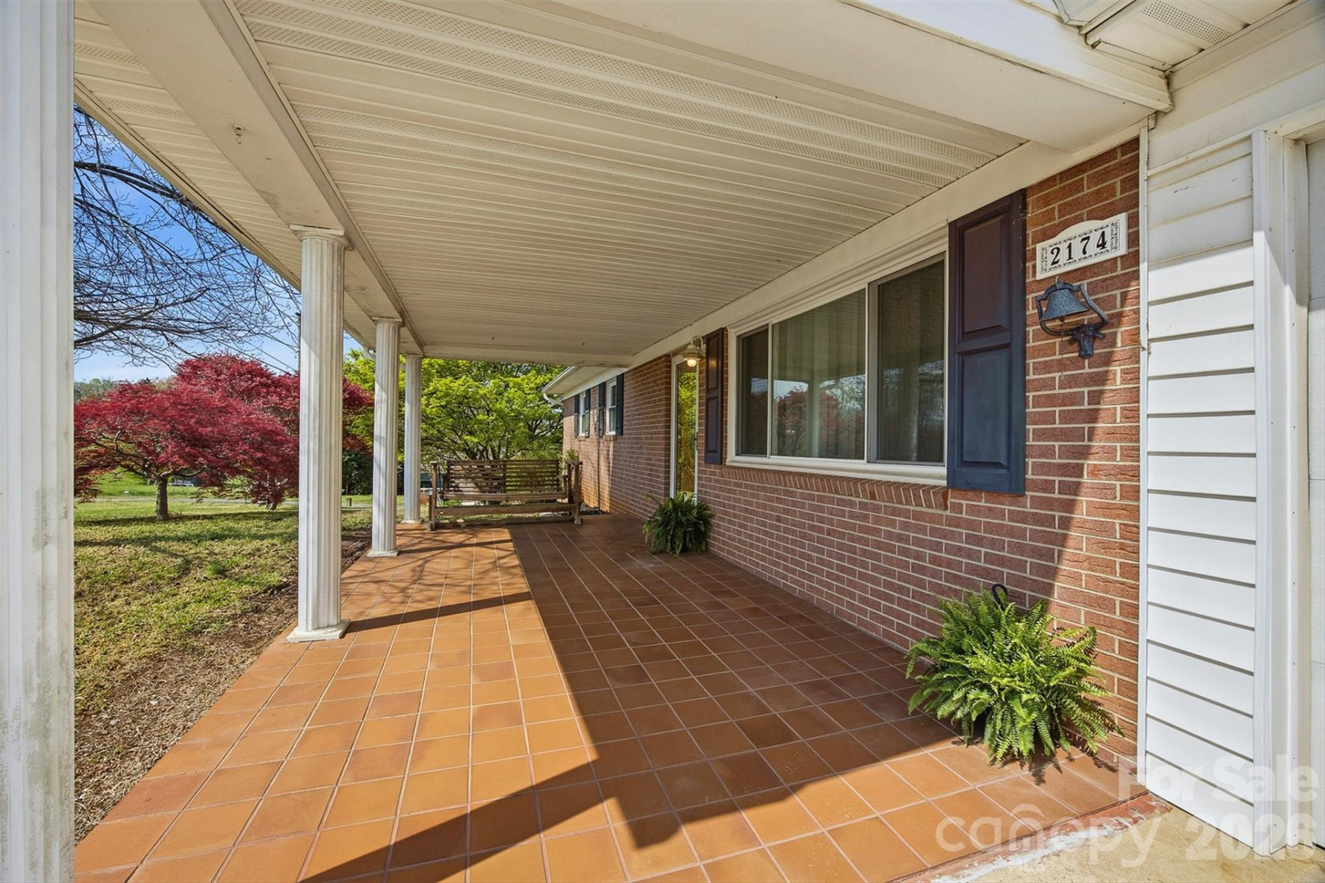 2174 Chester Avenue - Photo 16