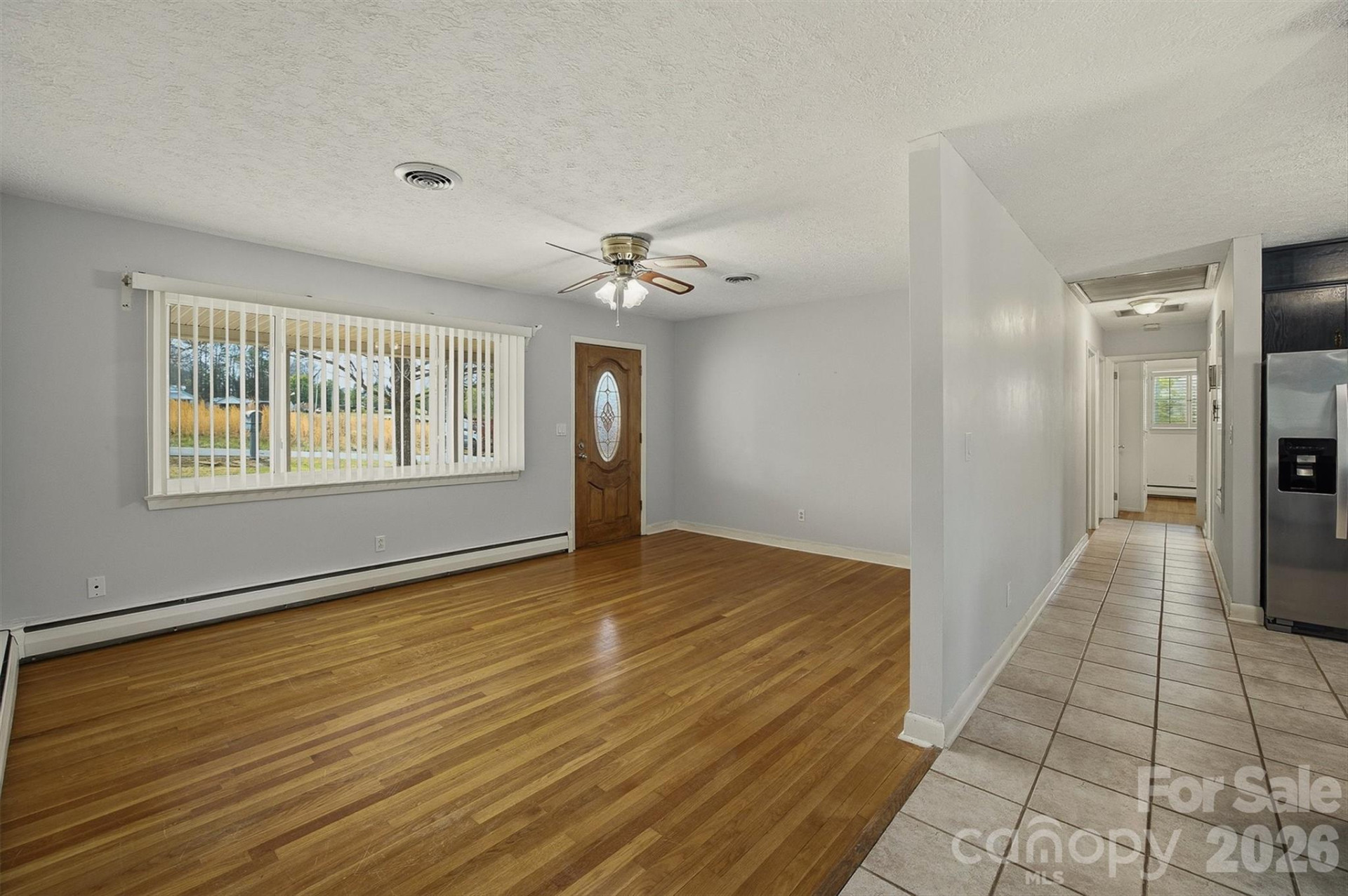 2174 Chester Avenue - Photo 19