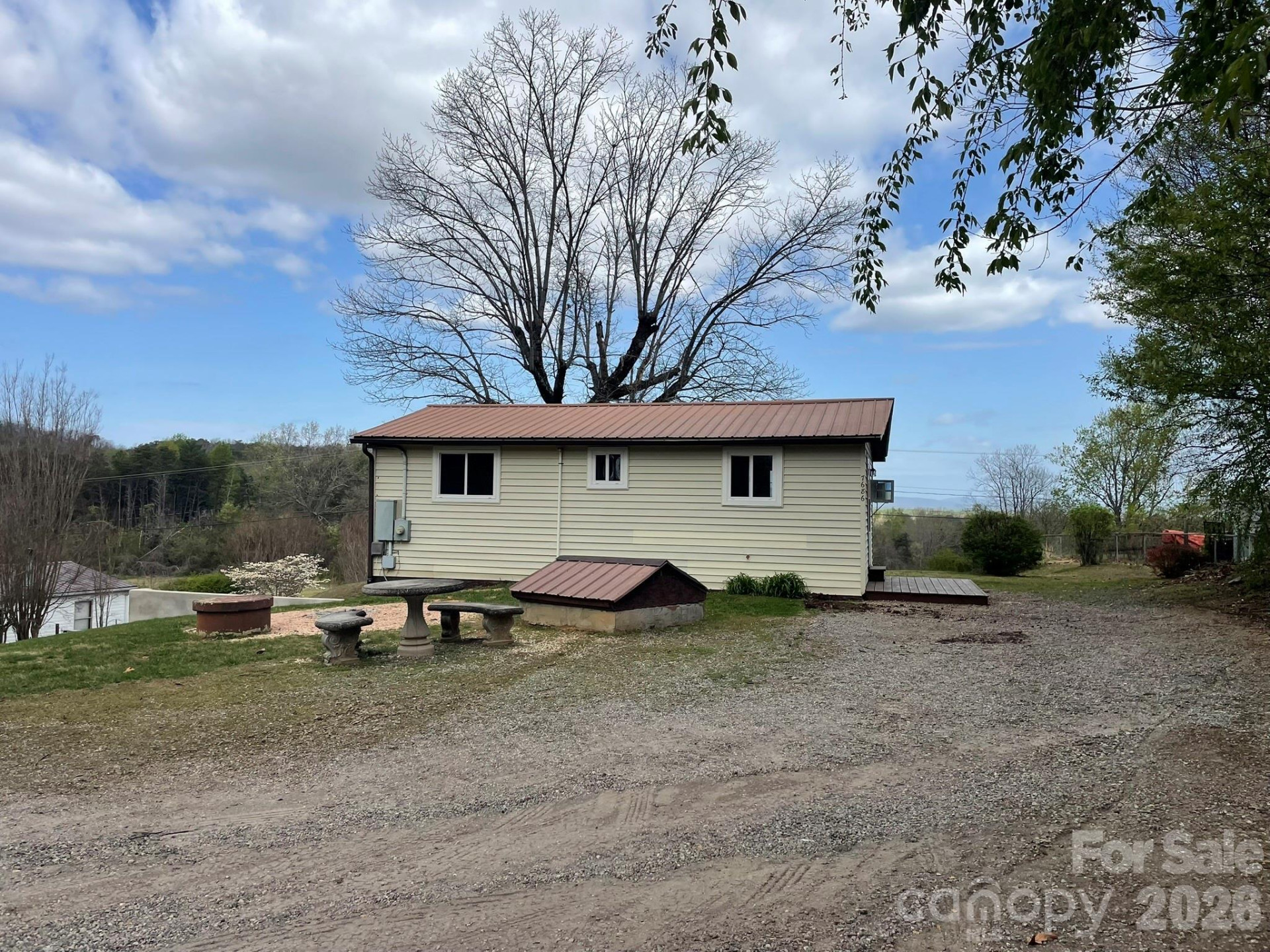 7686 Shoupes Grove Church Road - Photo 23