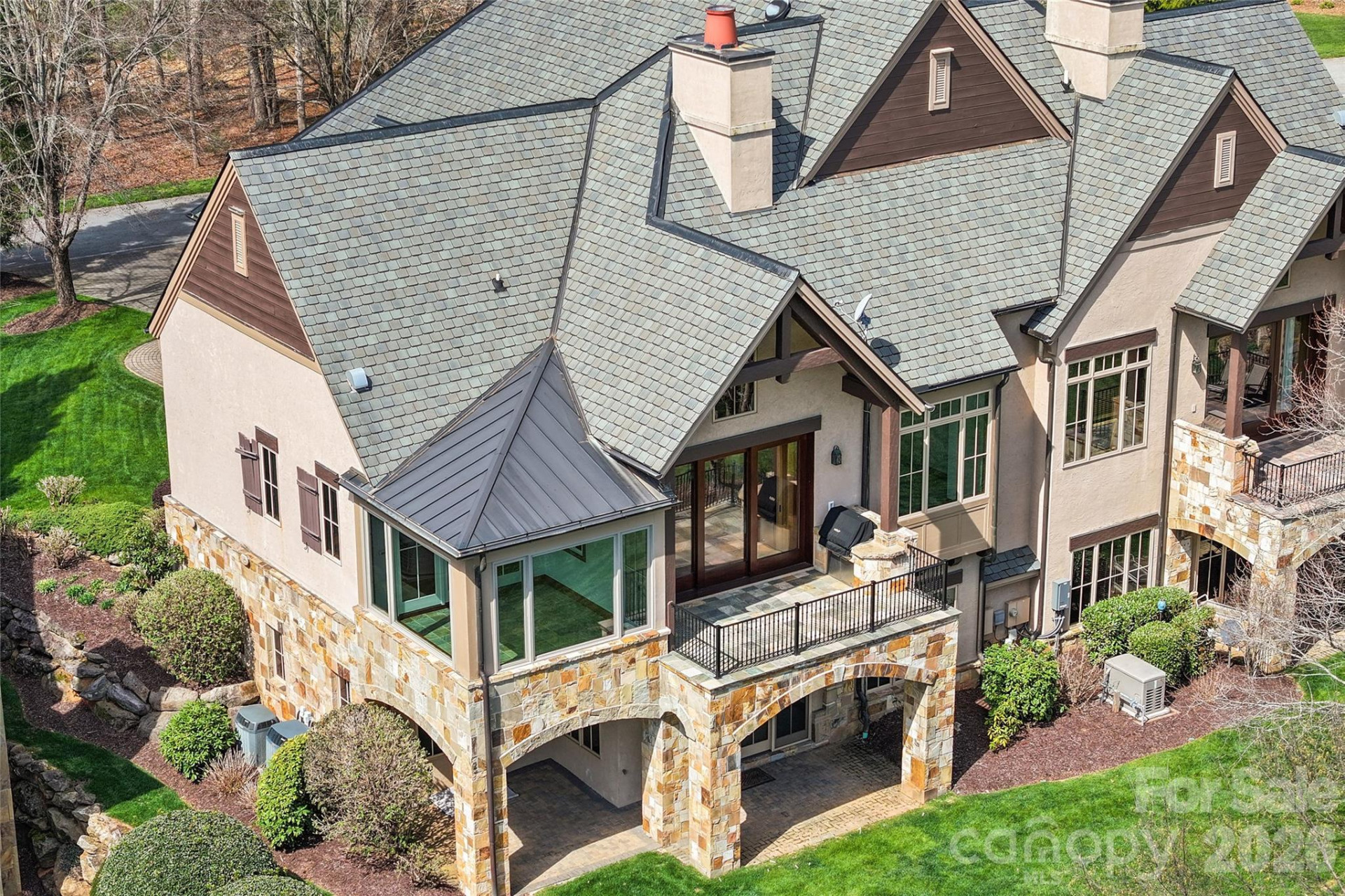 34 Foxbridge Way - Photo 2