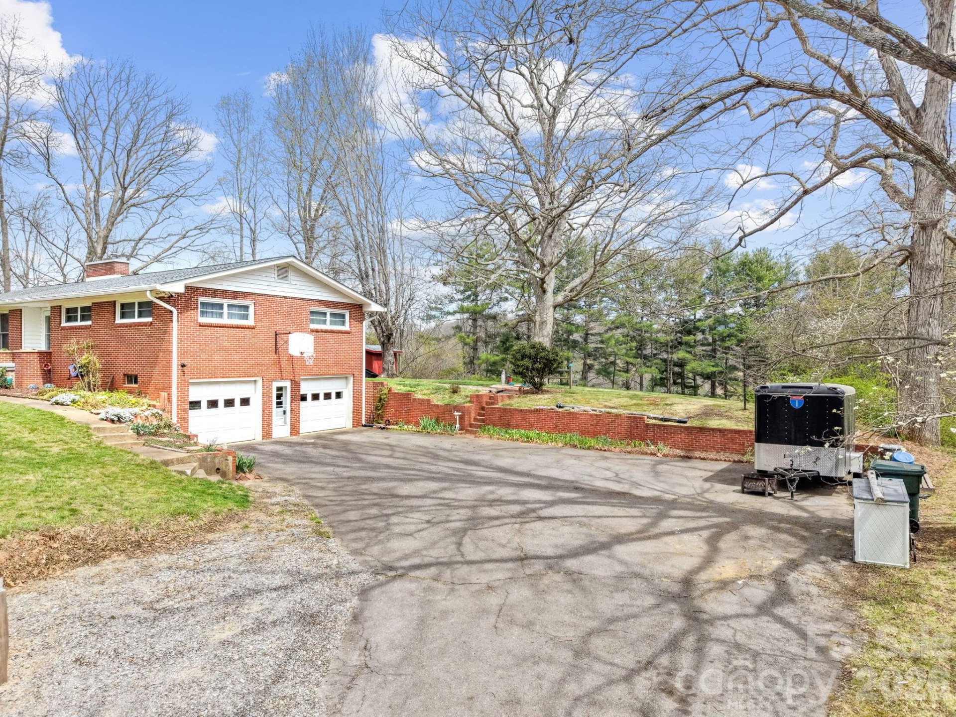 383 Monte Vista Drive - Photo 3