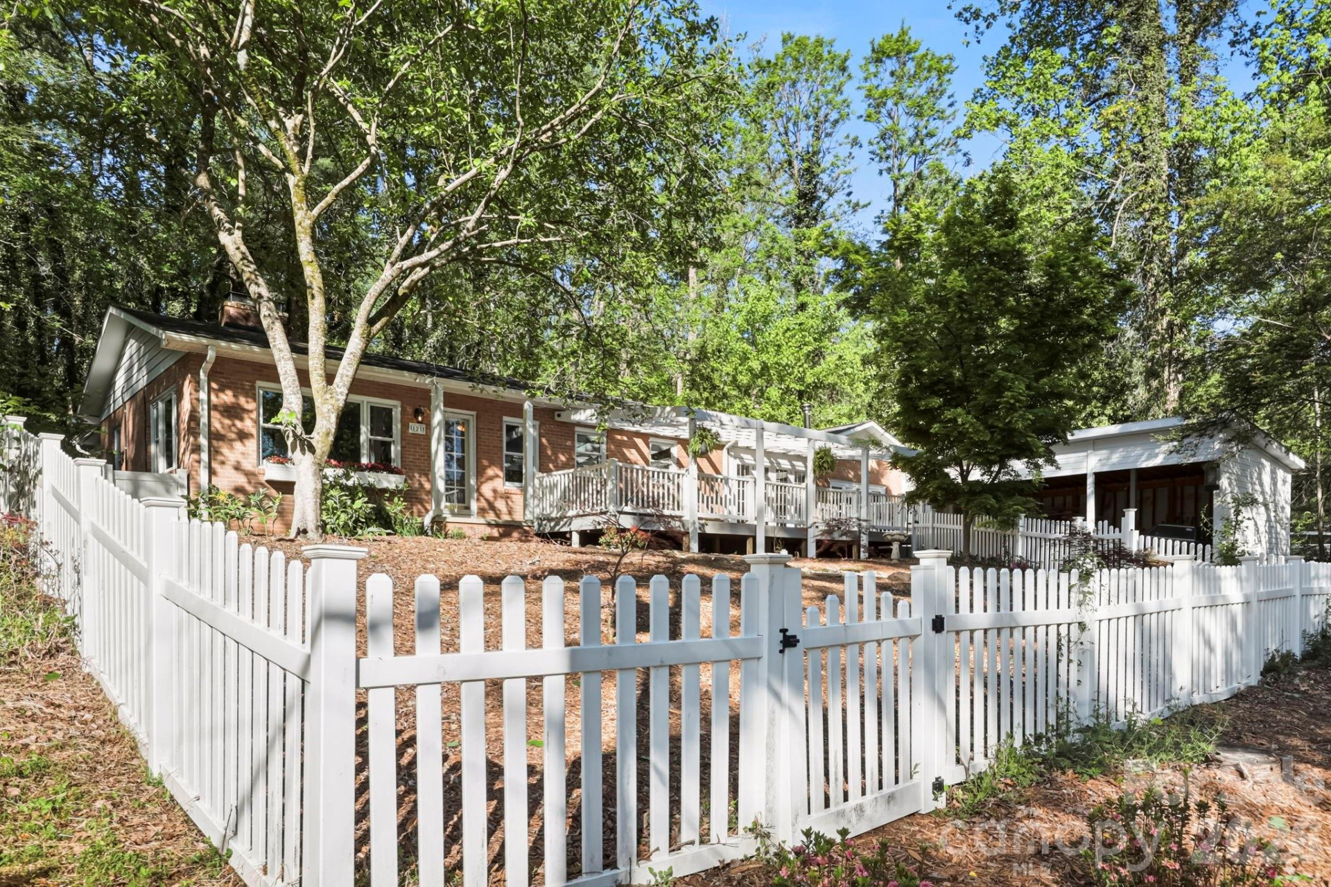 121 Wells Street - Photo 27