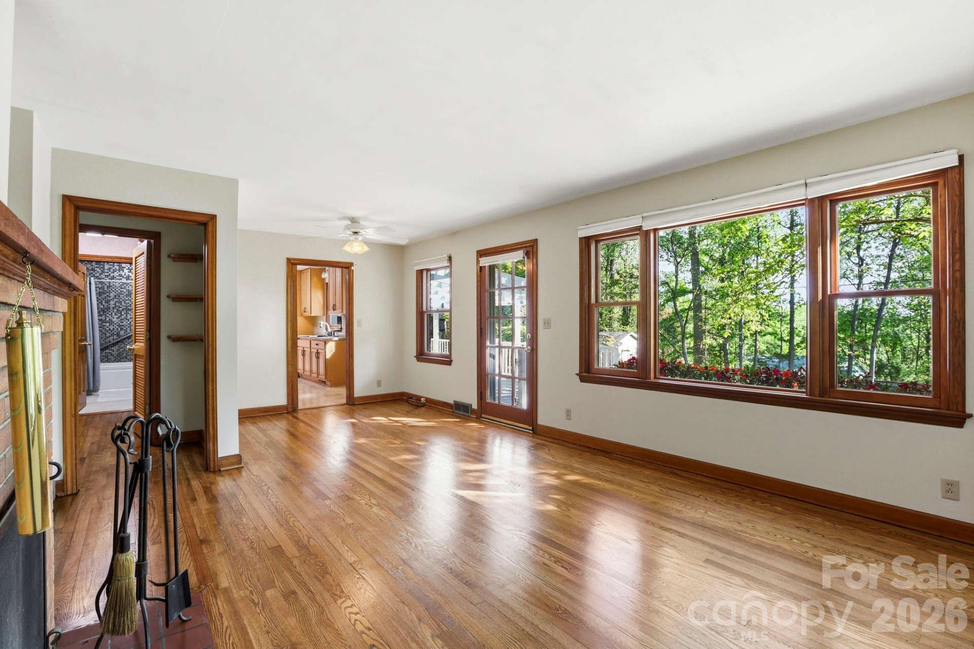 121 Wells Street - Photo 4