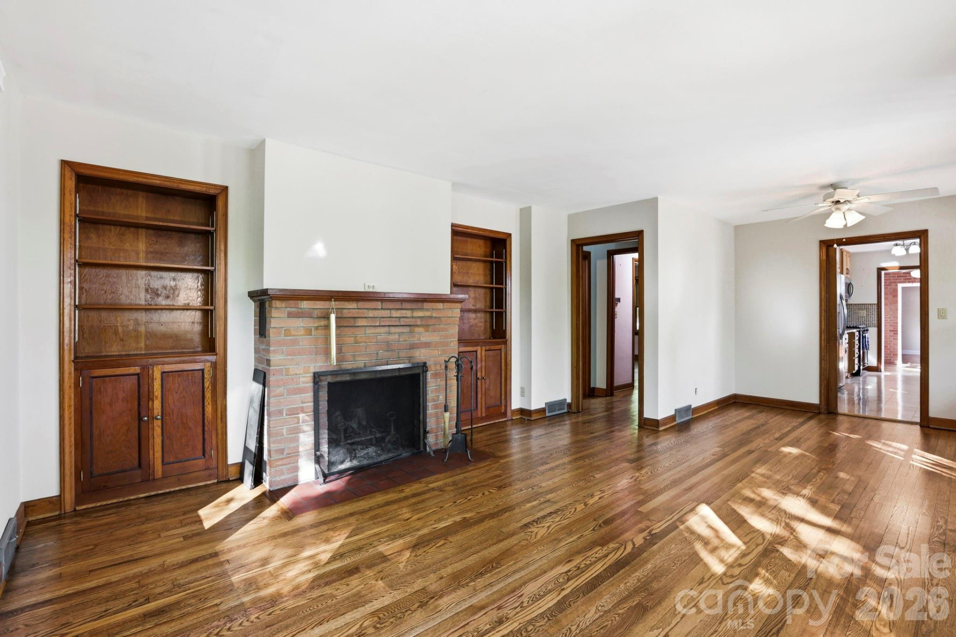 121 Wells Street - Photo 6