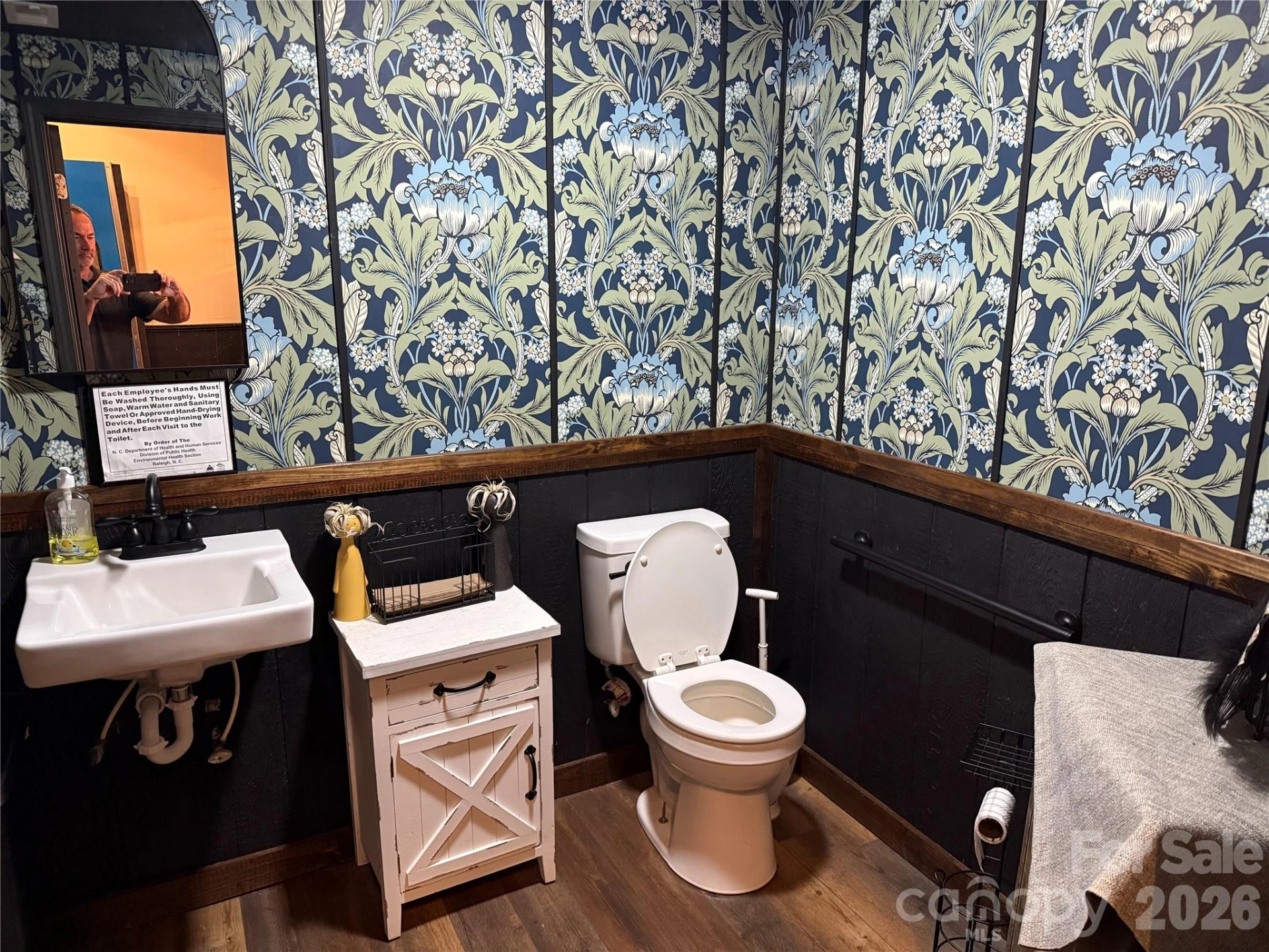 198 Main Street - Photo 9