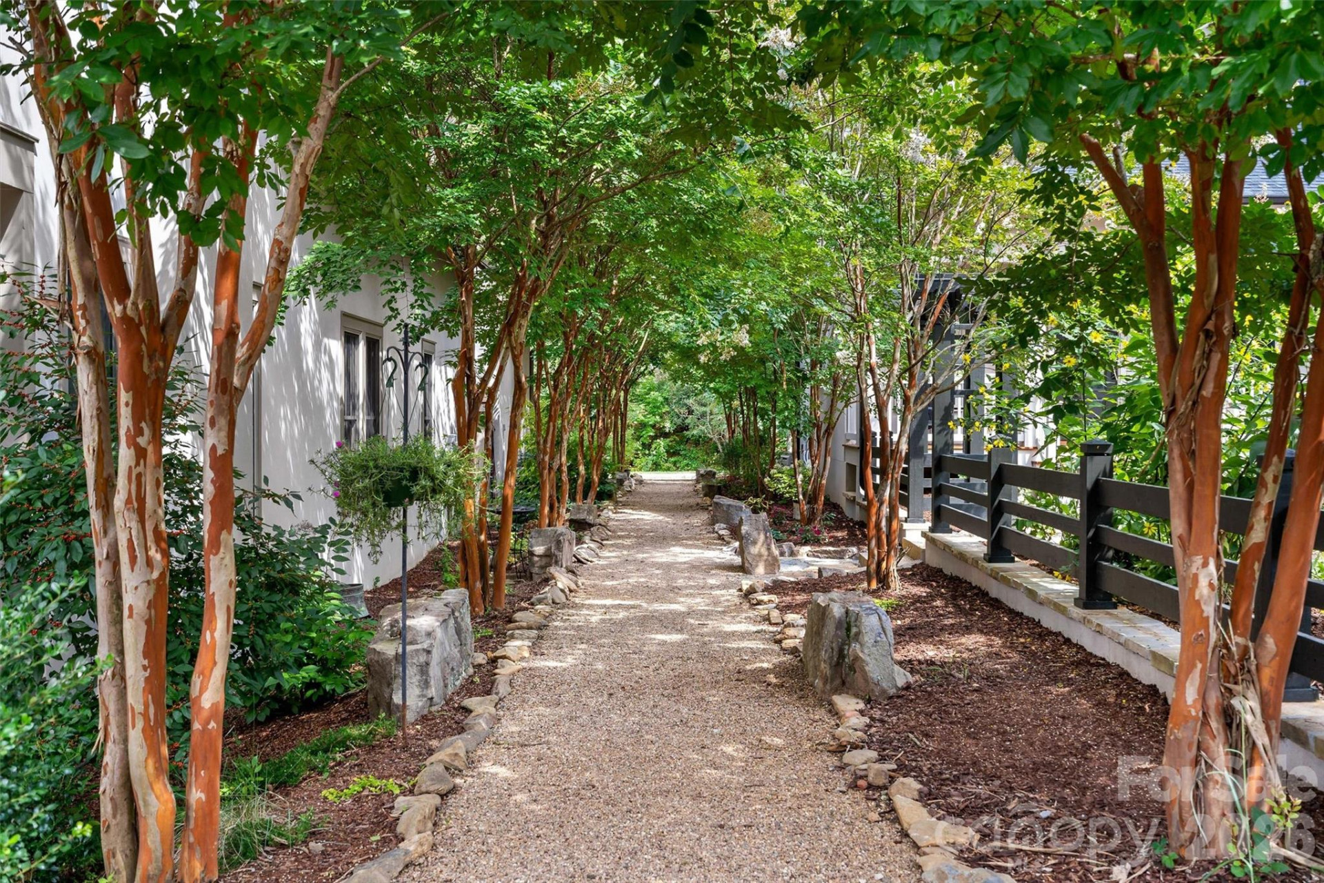 9 Fay Jones Lane - Photo 35