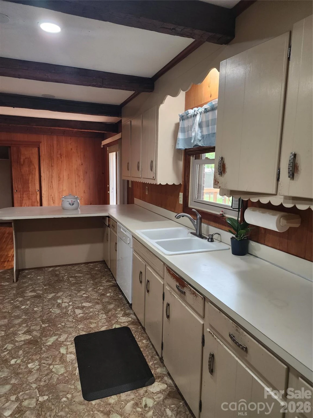 2119 Pamela Street - Photo 5