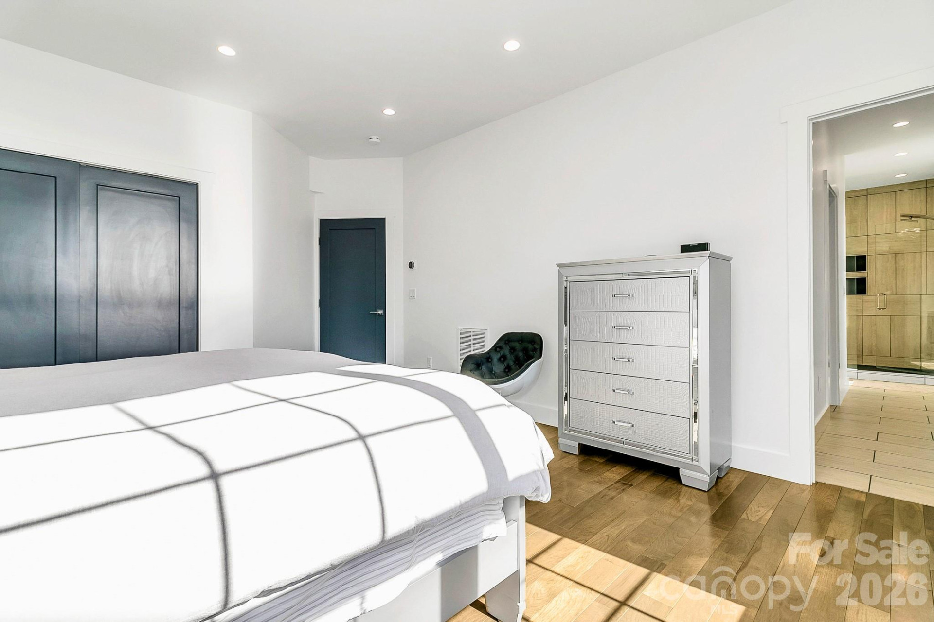 215 Oakview Road - Photo 21