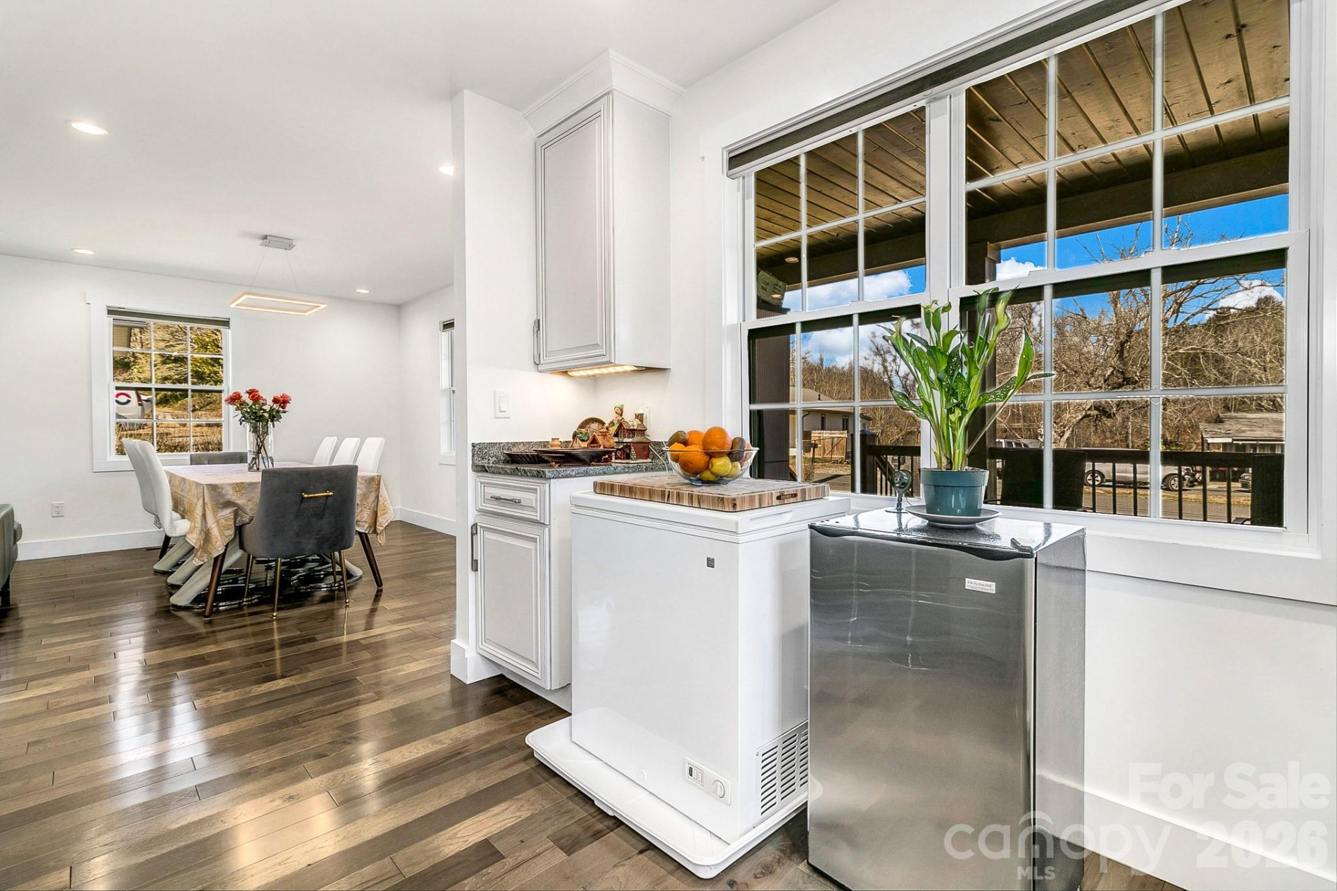 215 Oakview Road - Photo 6