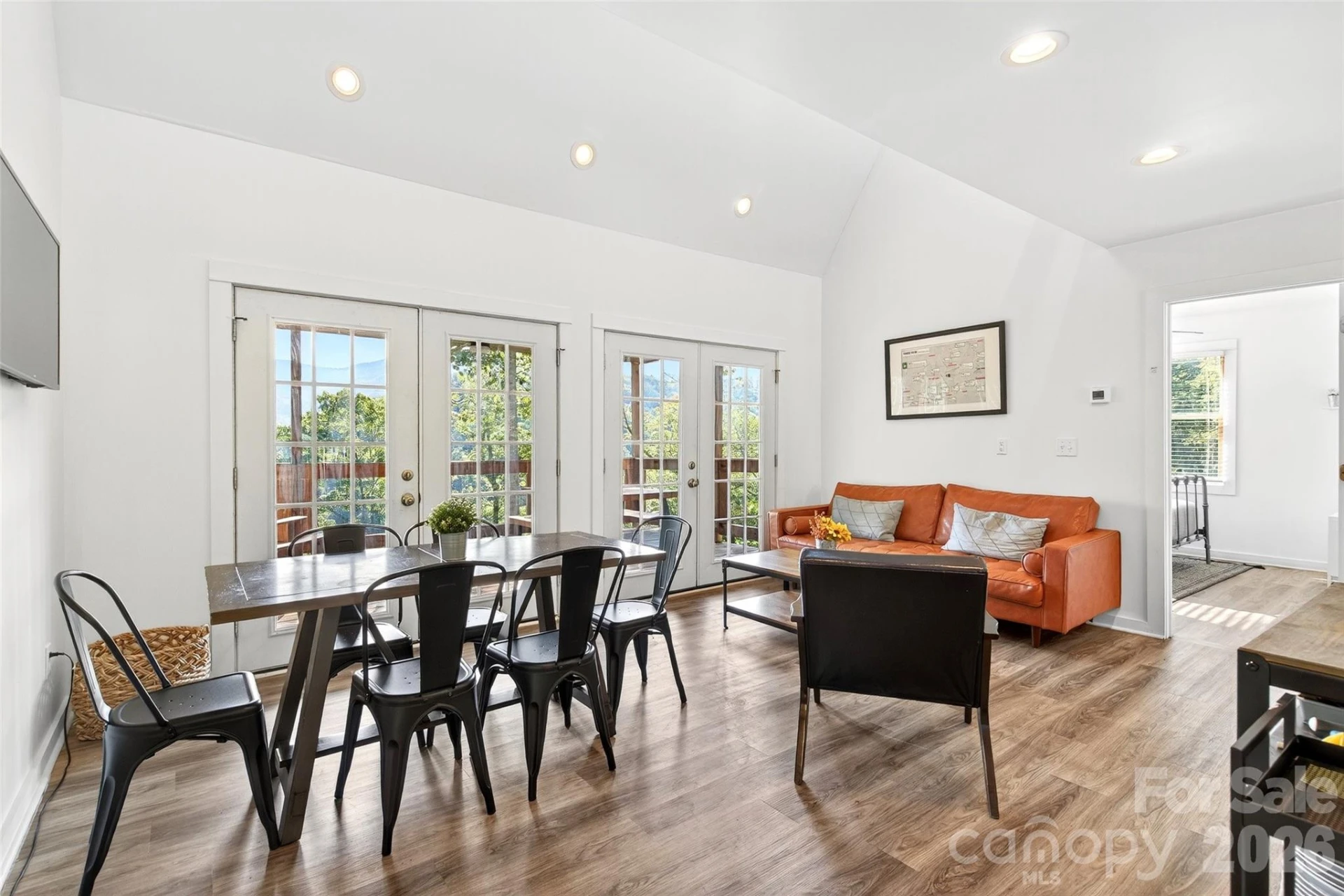 8032 Buck Creek Road - Photo 6