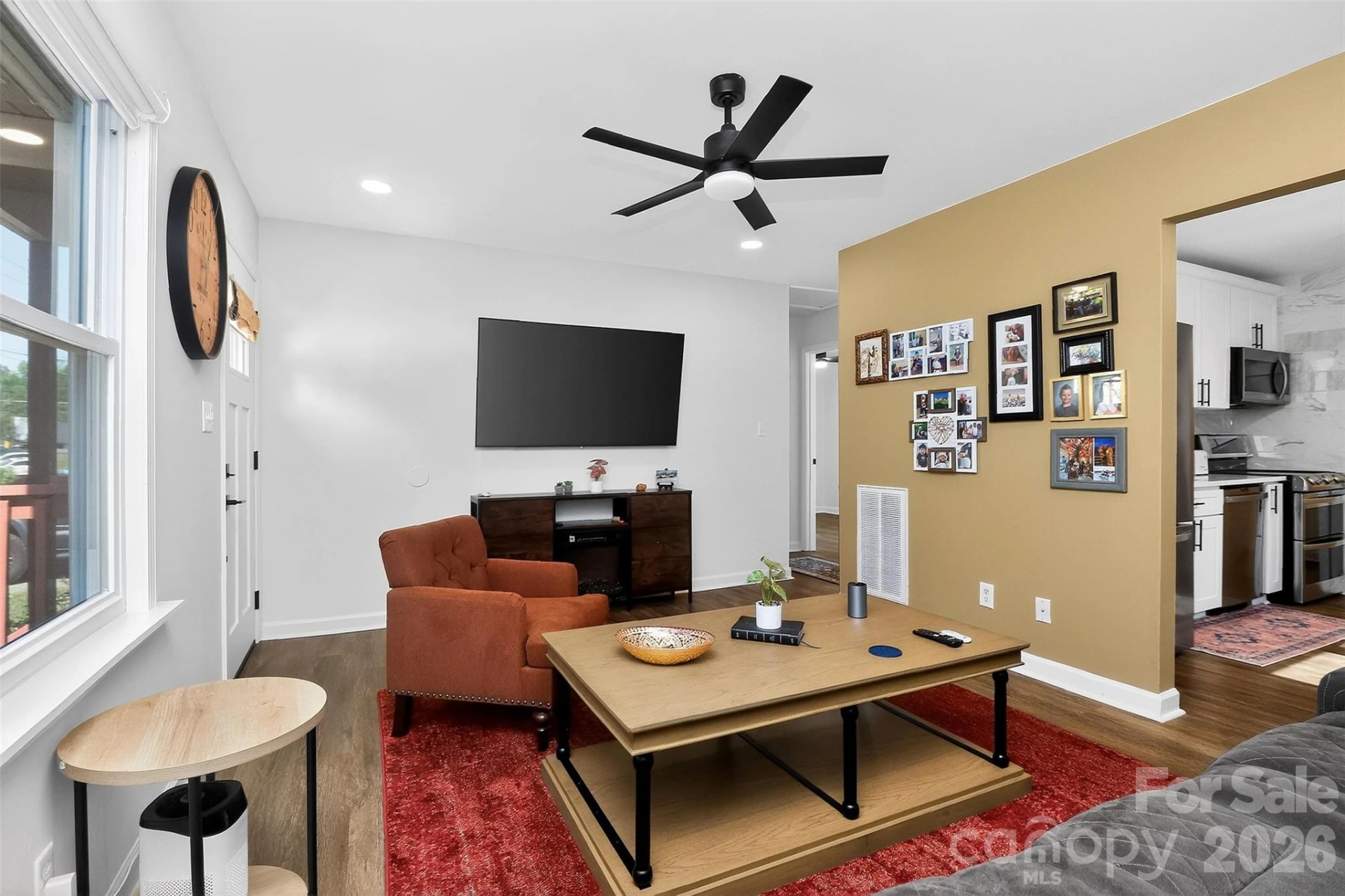 232 Avery Street - Photo 11