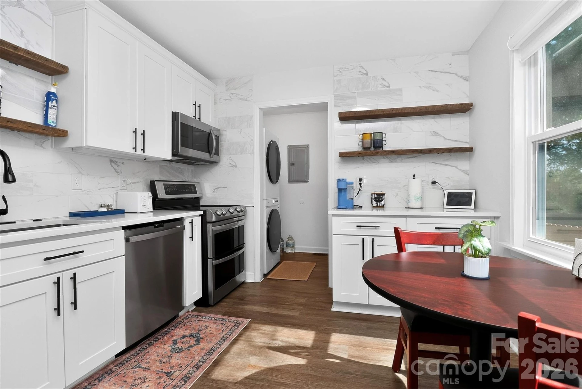 232 Avery Street - Photo 5