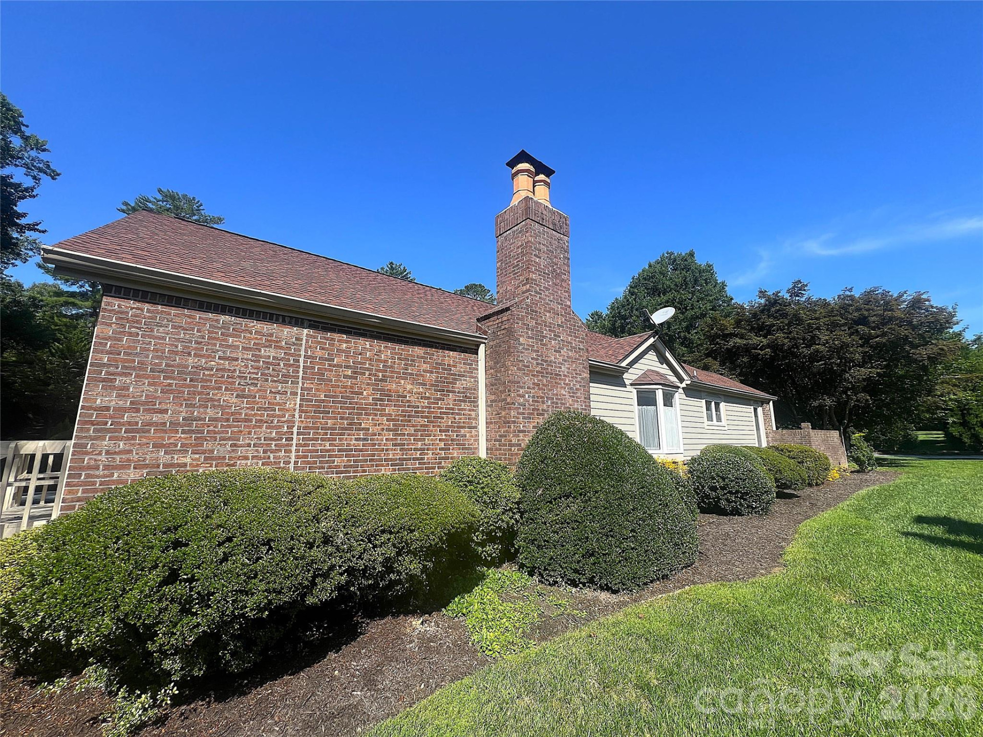 108 Glenbrook Drive - Photo 4