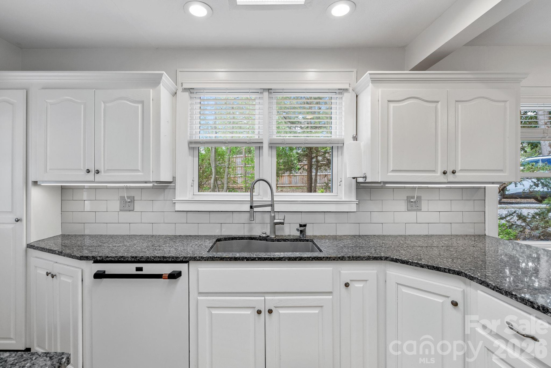 832 Sand Hill Road - Photo 6