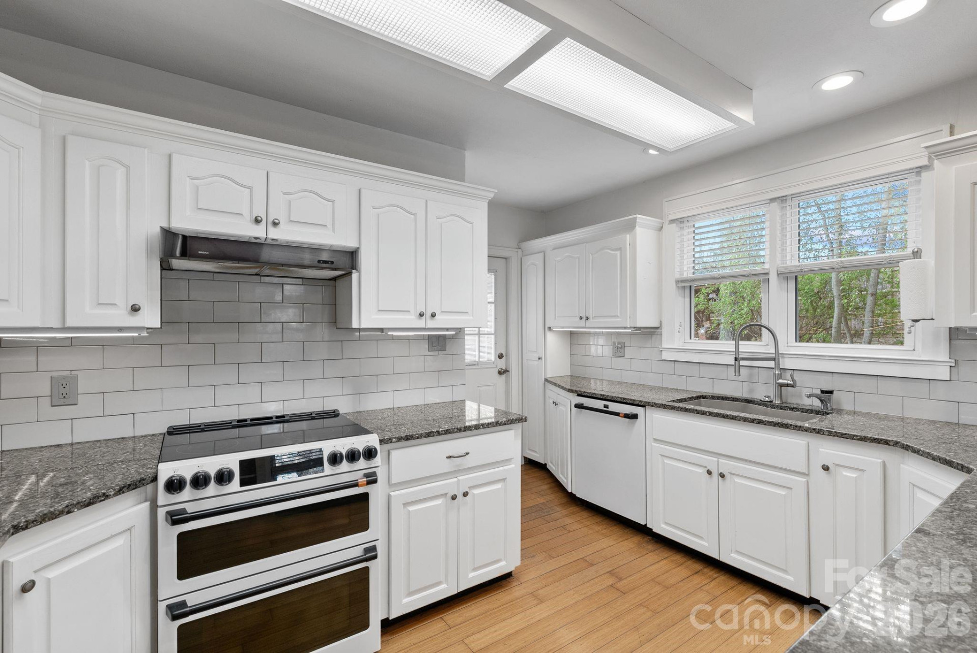 832 Sand Hill Road - Photo 7