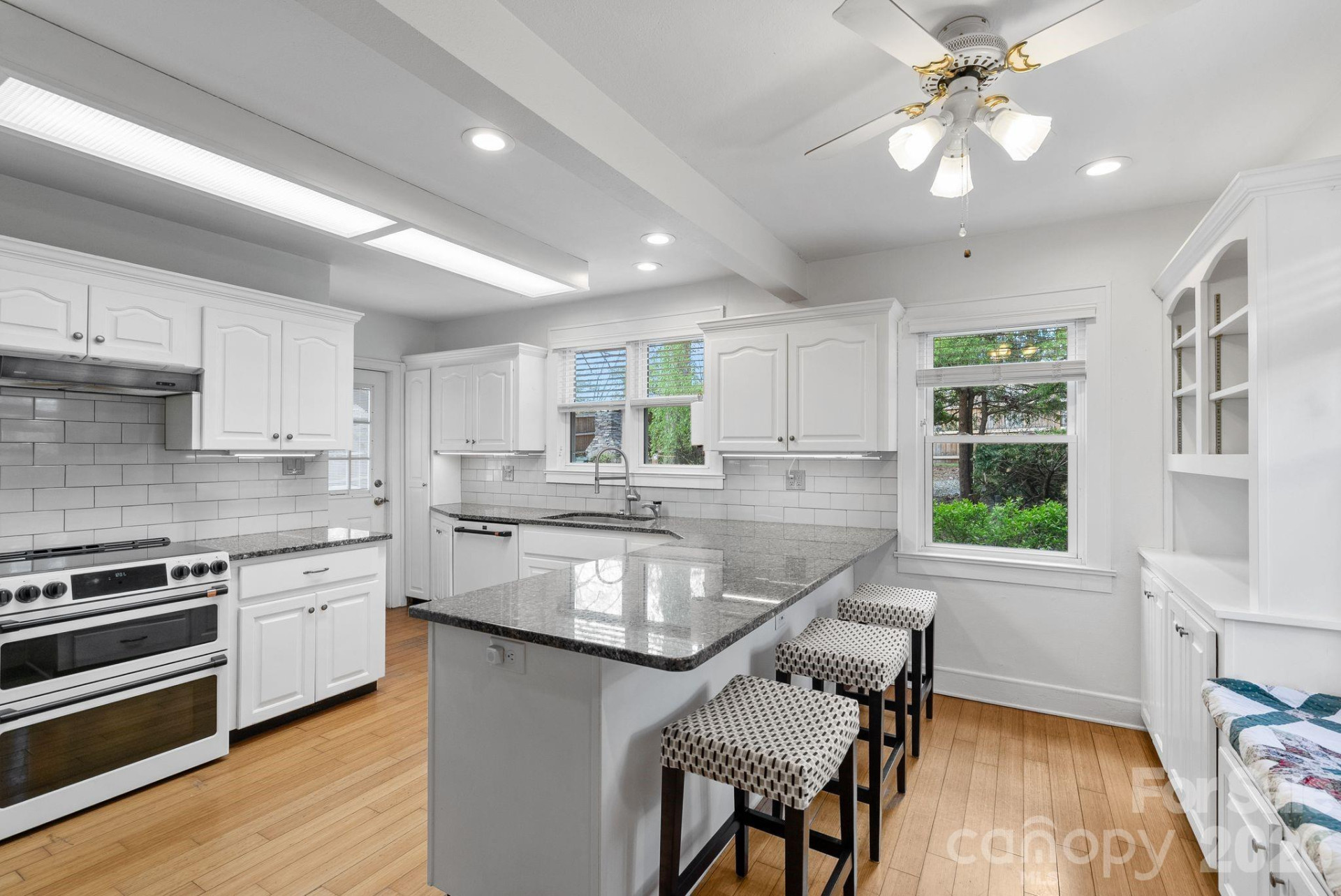 832 Sand Hill Road - Photo 8